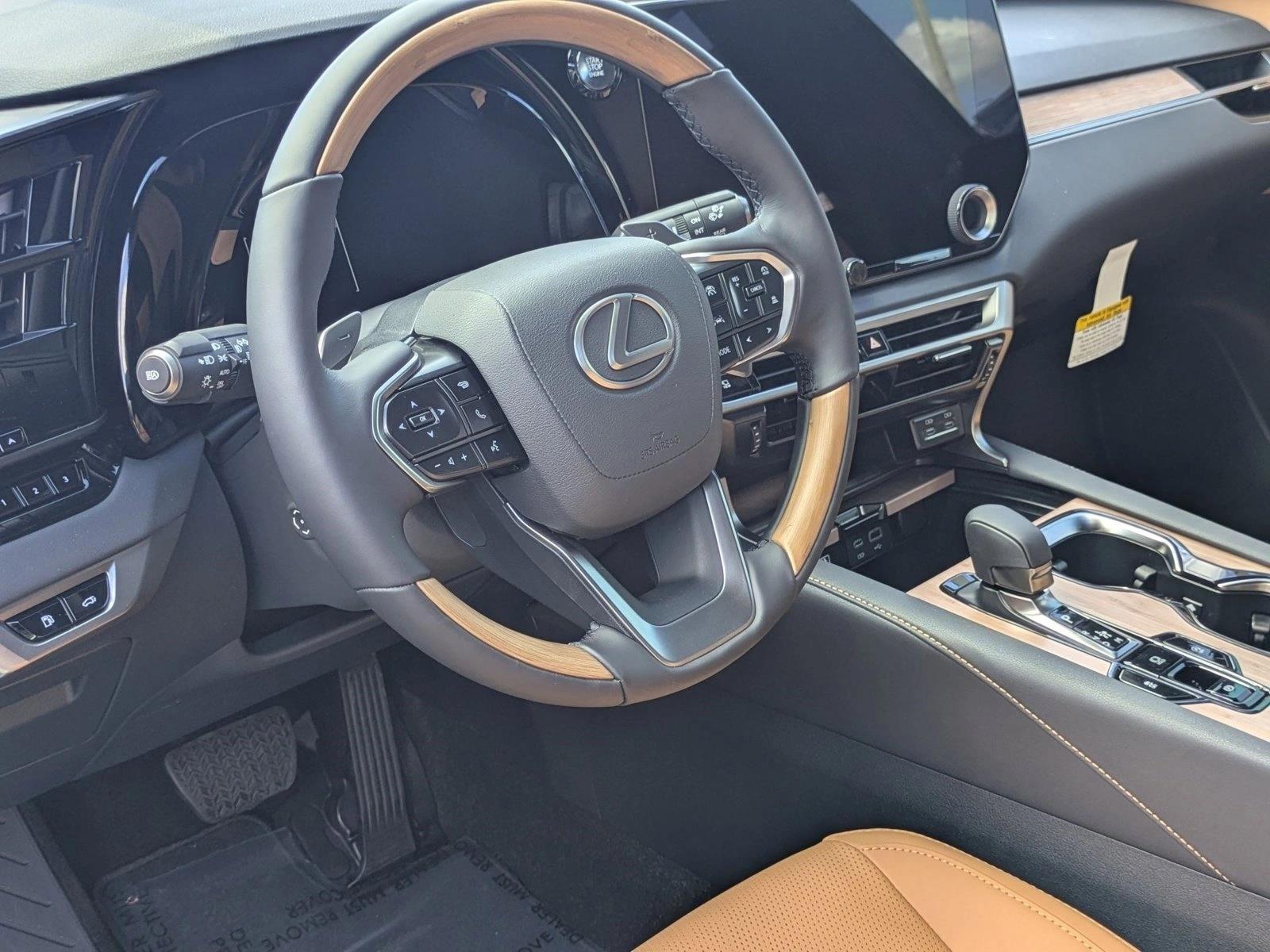 2025 Lexus RX 350 Premium photo 3