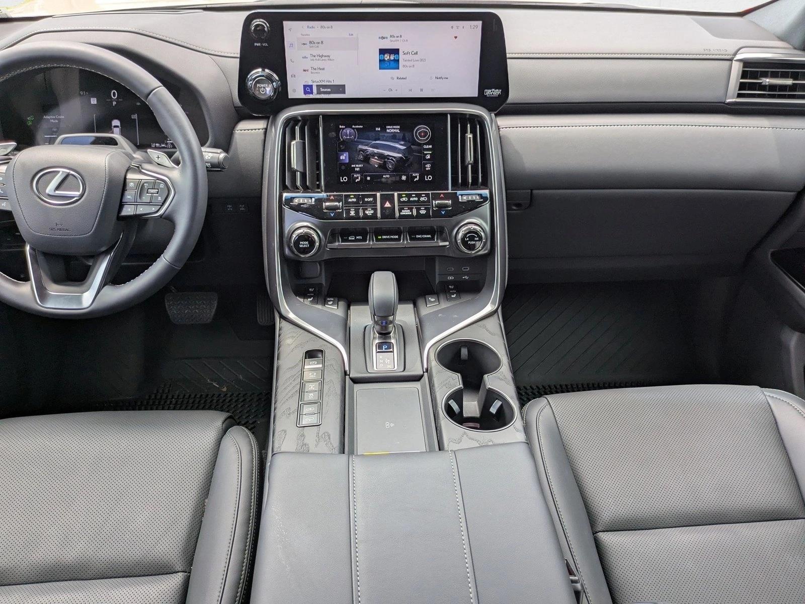 2025 Lexus LX photo 13