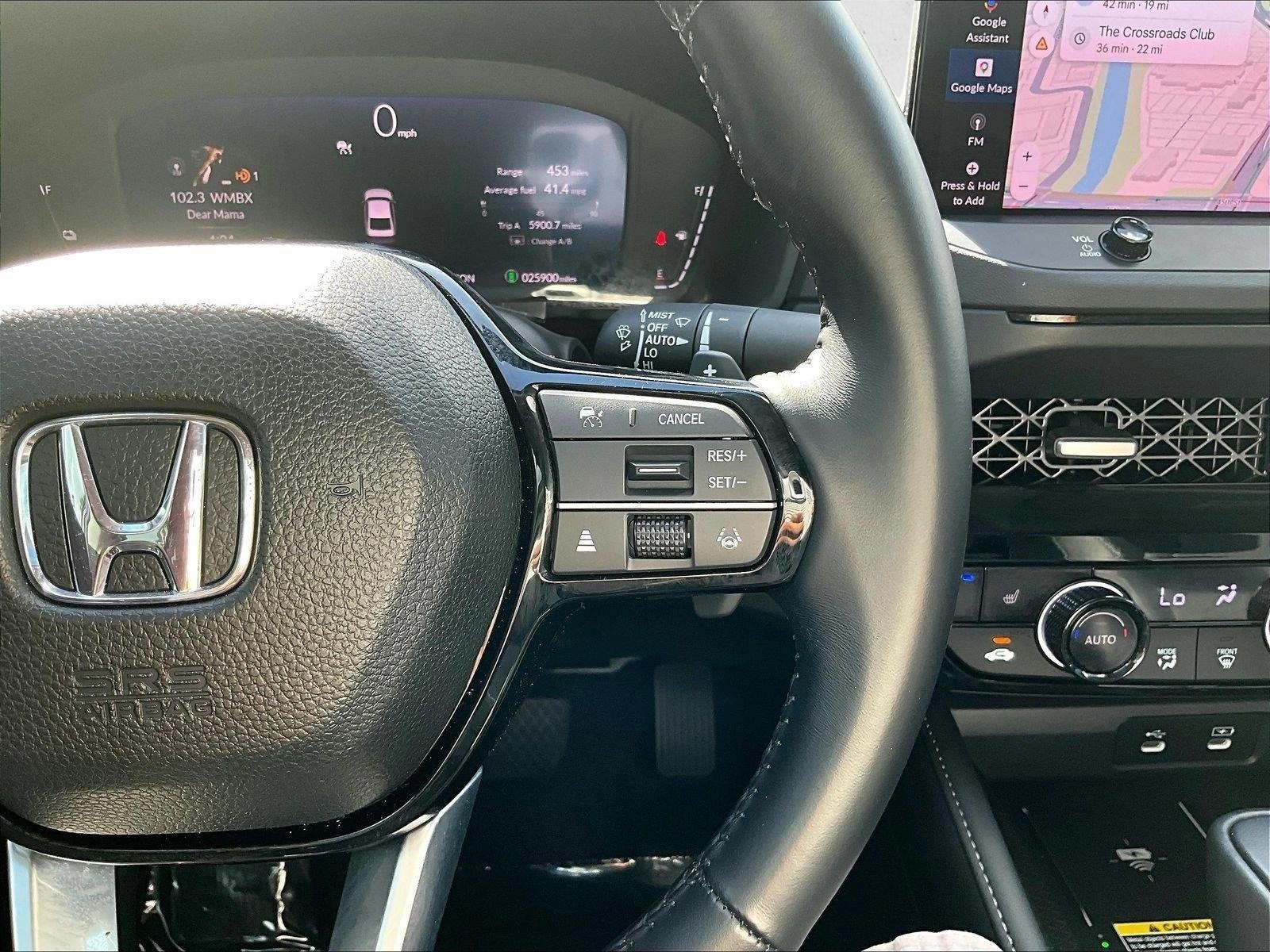 Used 2024  Honda Touring image 21