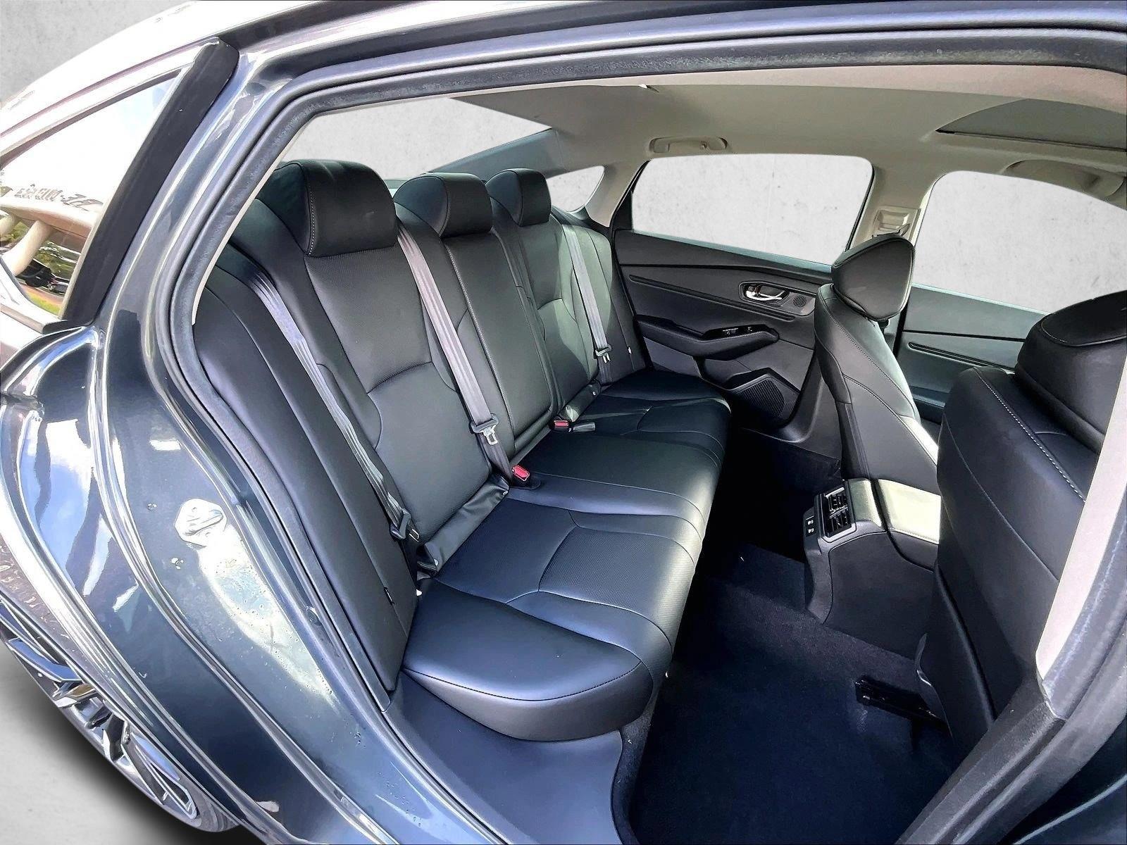 Used 2024  Honda Touring image 29