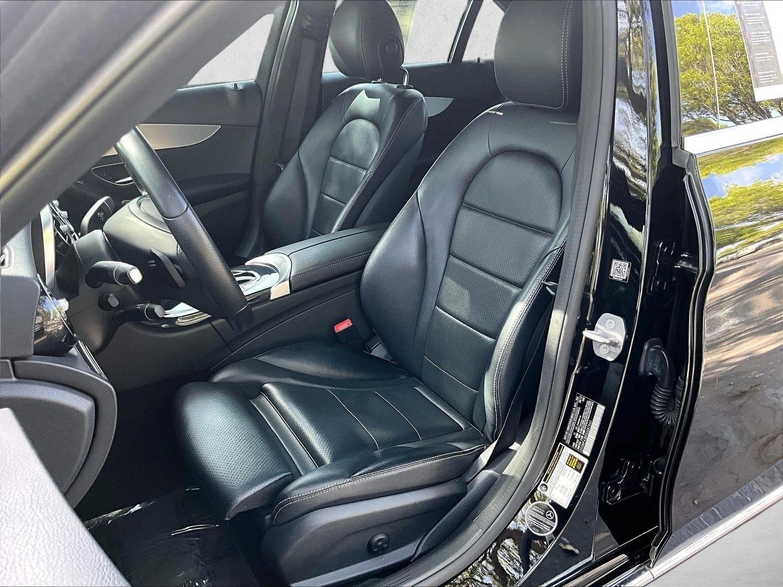Used 2018 Black Mercedes-Benz C 300 image 27
