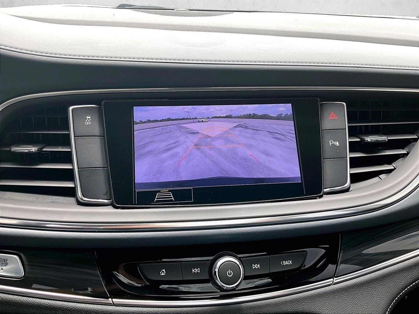 Used 2020 Ebony Twilight Metallic Buick Essence image 23