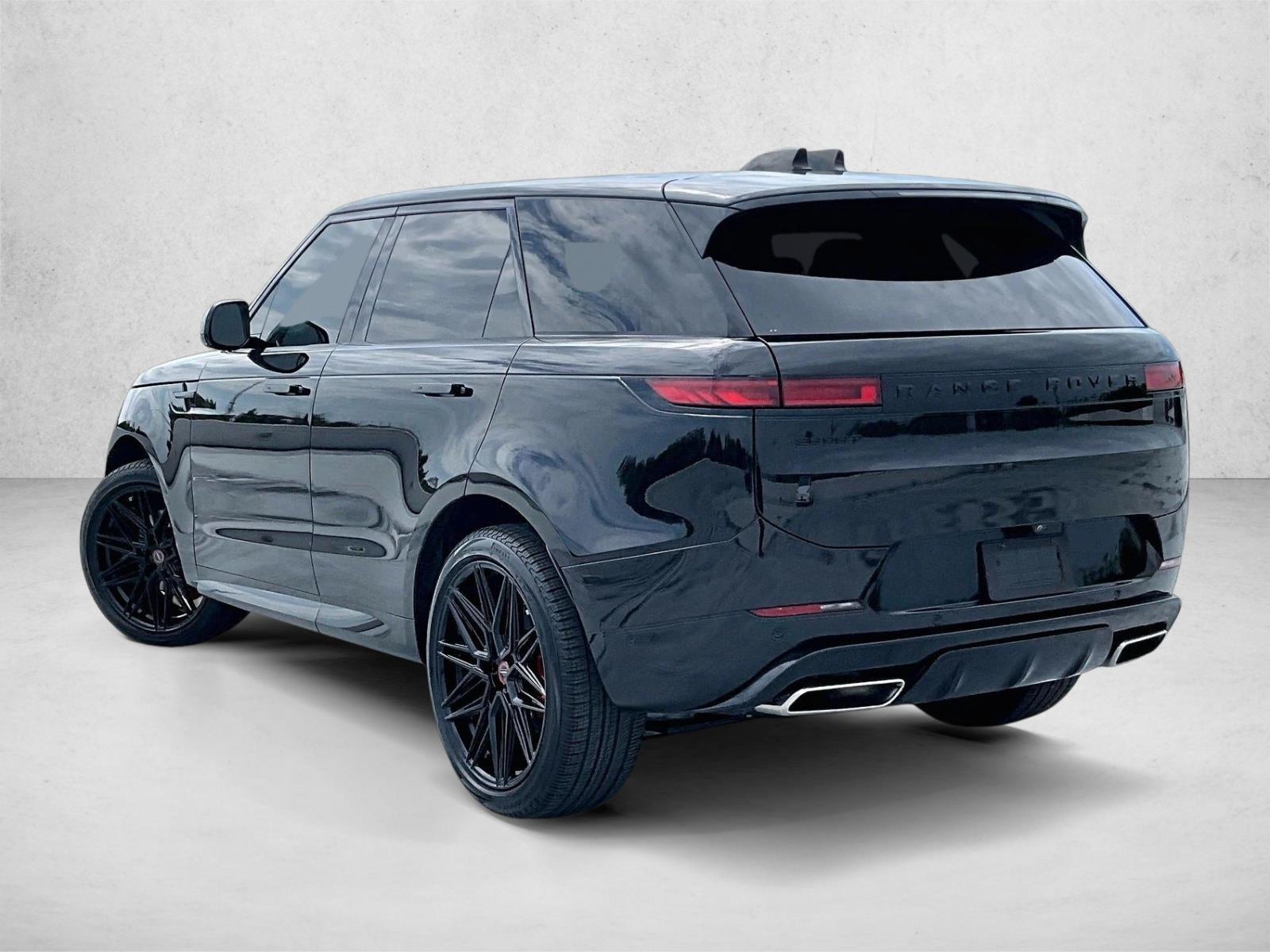 Used 2024 Black Land Rover Dynamic SE image 13