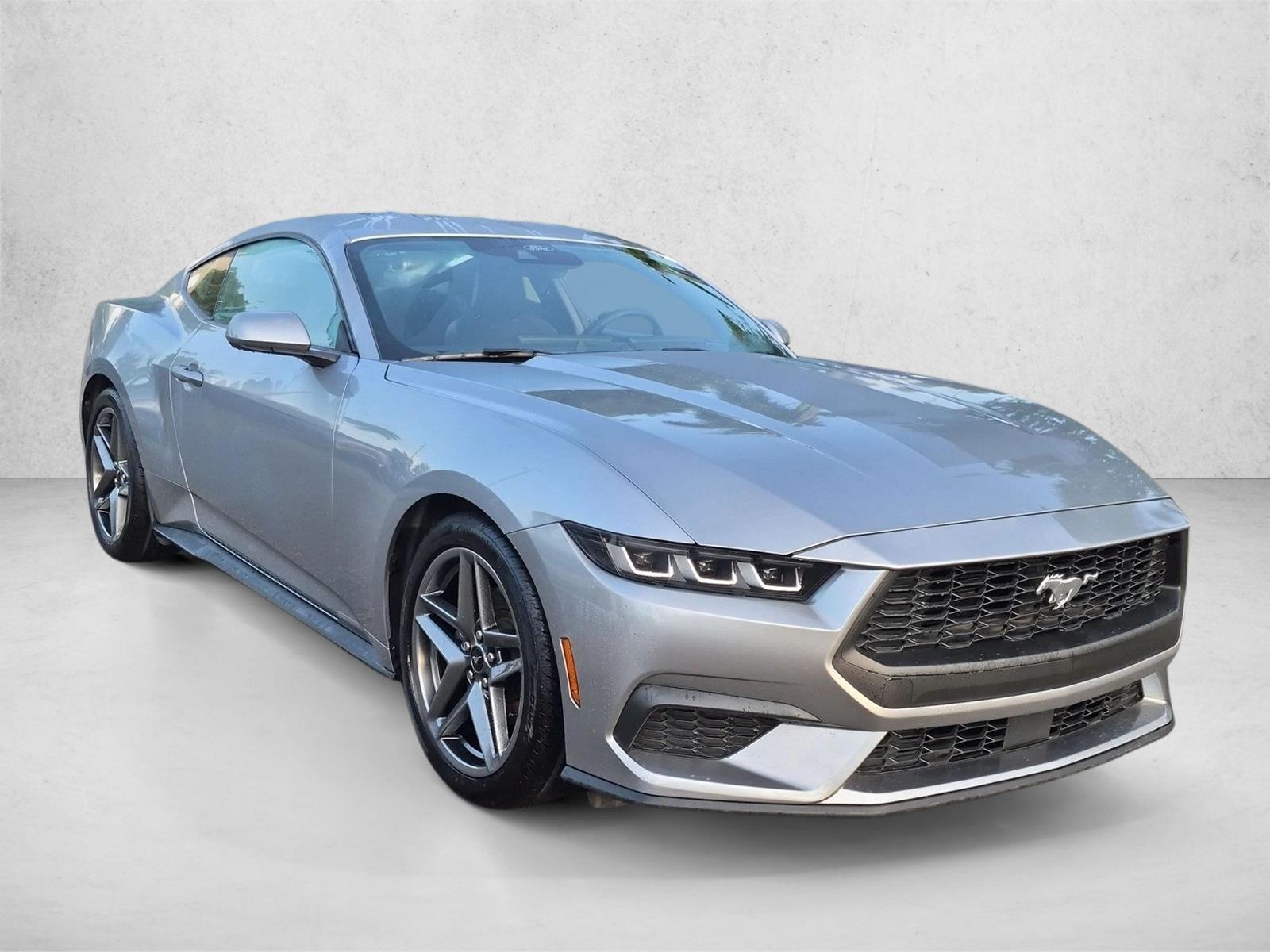 Used 2024 Iconic Silver Metallic Ford EcoBoost image 3