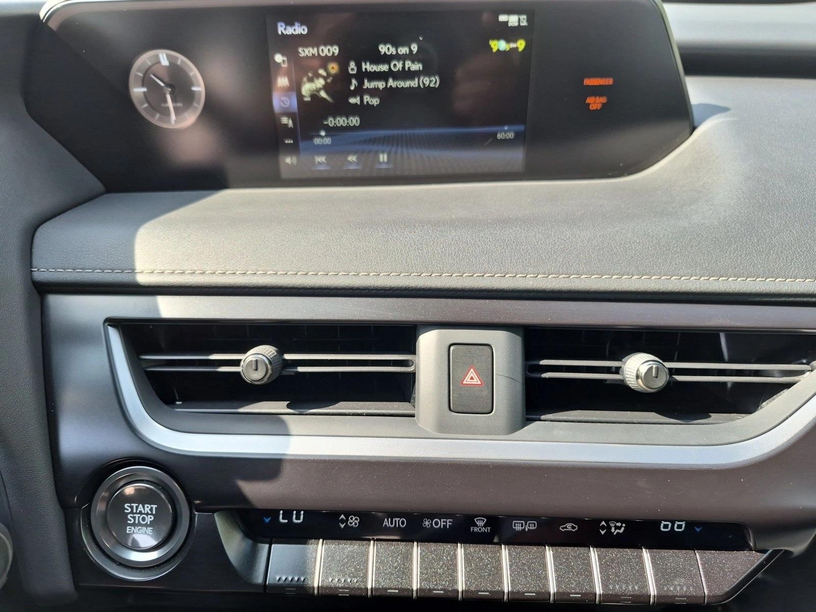 Used 2022 Eminent White Pearl Lexus UX 200 image 14