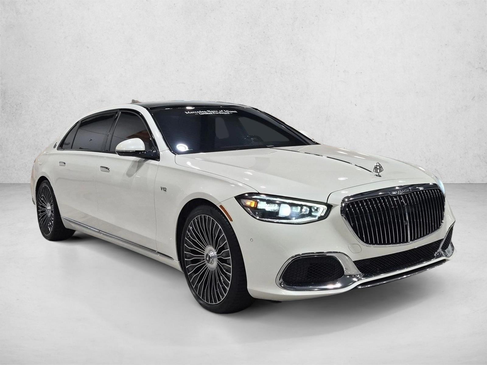 Used 2023 Manufaktur Diamond White Mercedes-Benz Maybach S 680 image 3