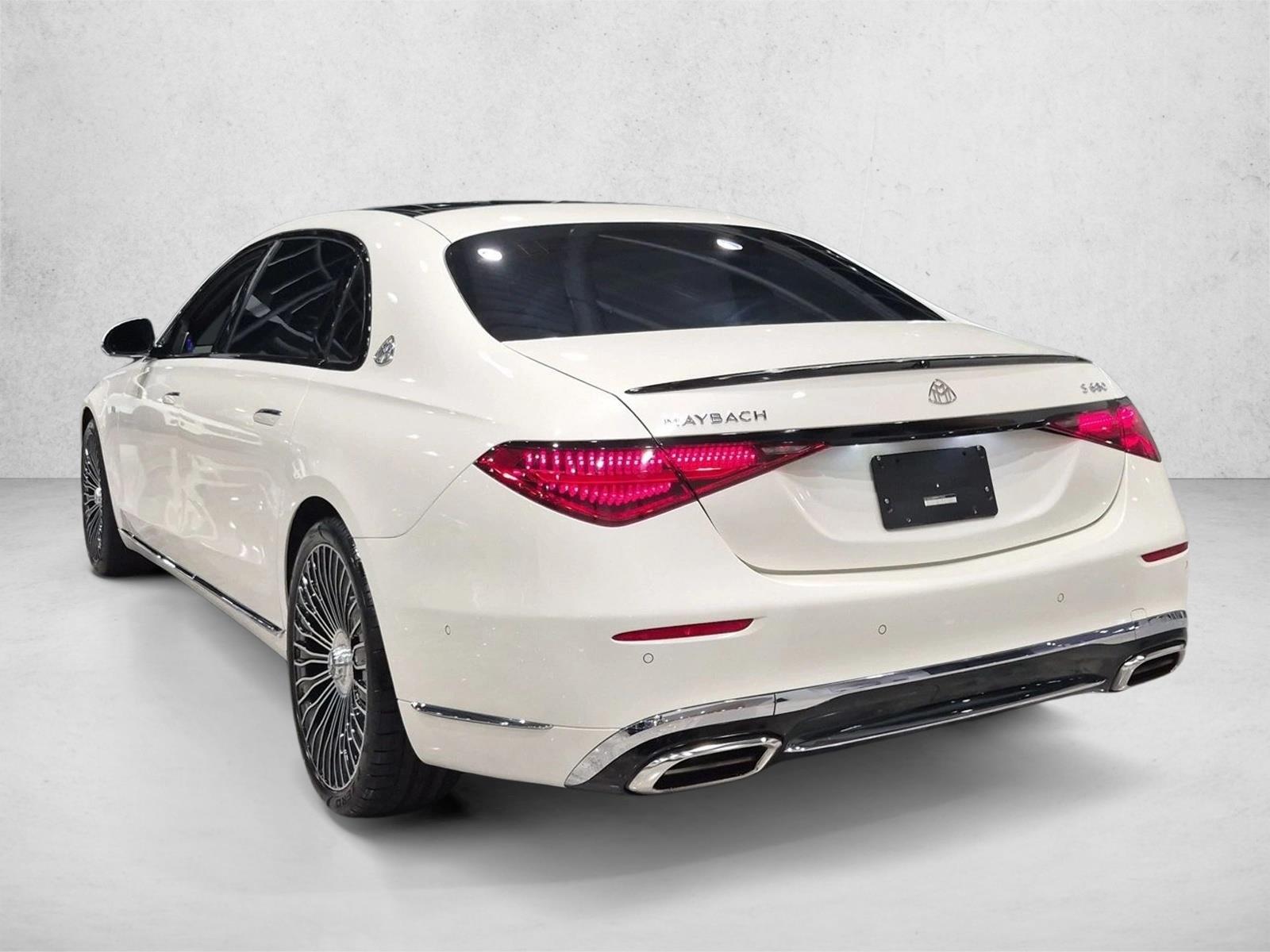 Used 2023 Manufaktur Diamond White Mercedes-Benz Maybach S 680 image 8