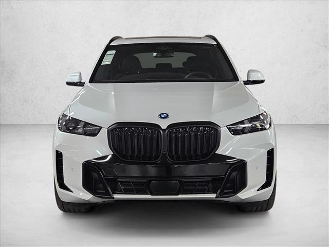 Mineral White Metallic 2026 BMW X5 SUV / Crossover All-Wheel Drive 8-Speed Automatic
