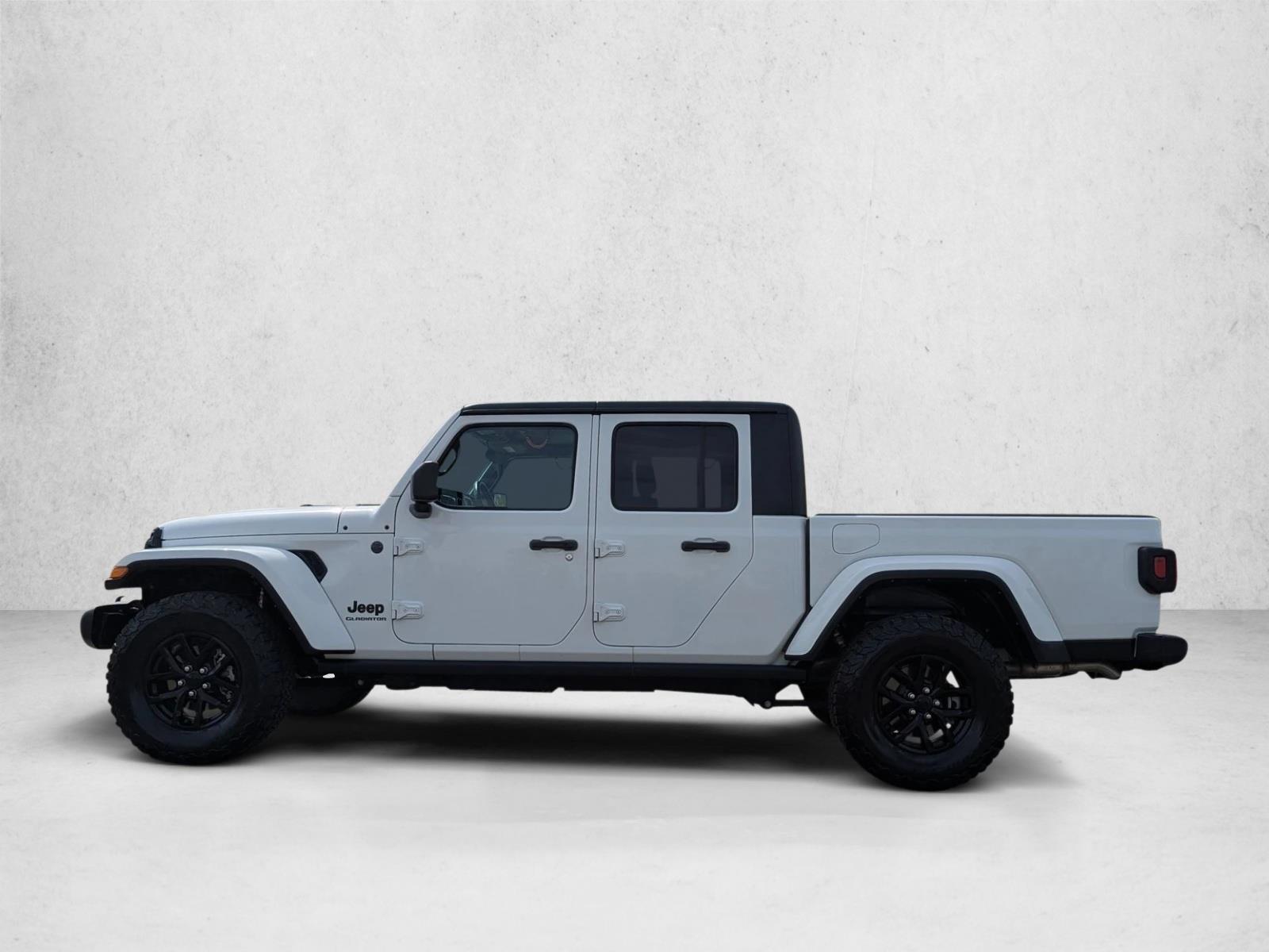 Thumbnail: 2022 Jeep Gladiator - 2