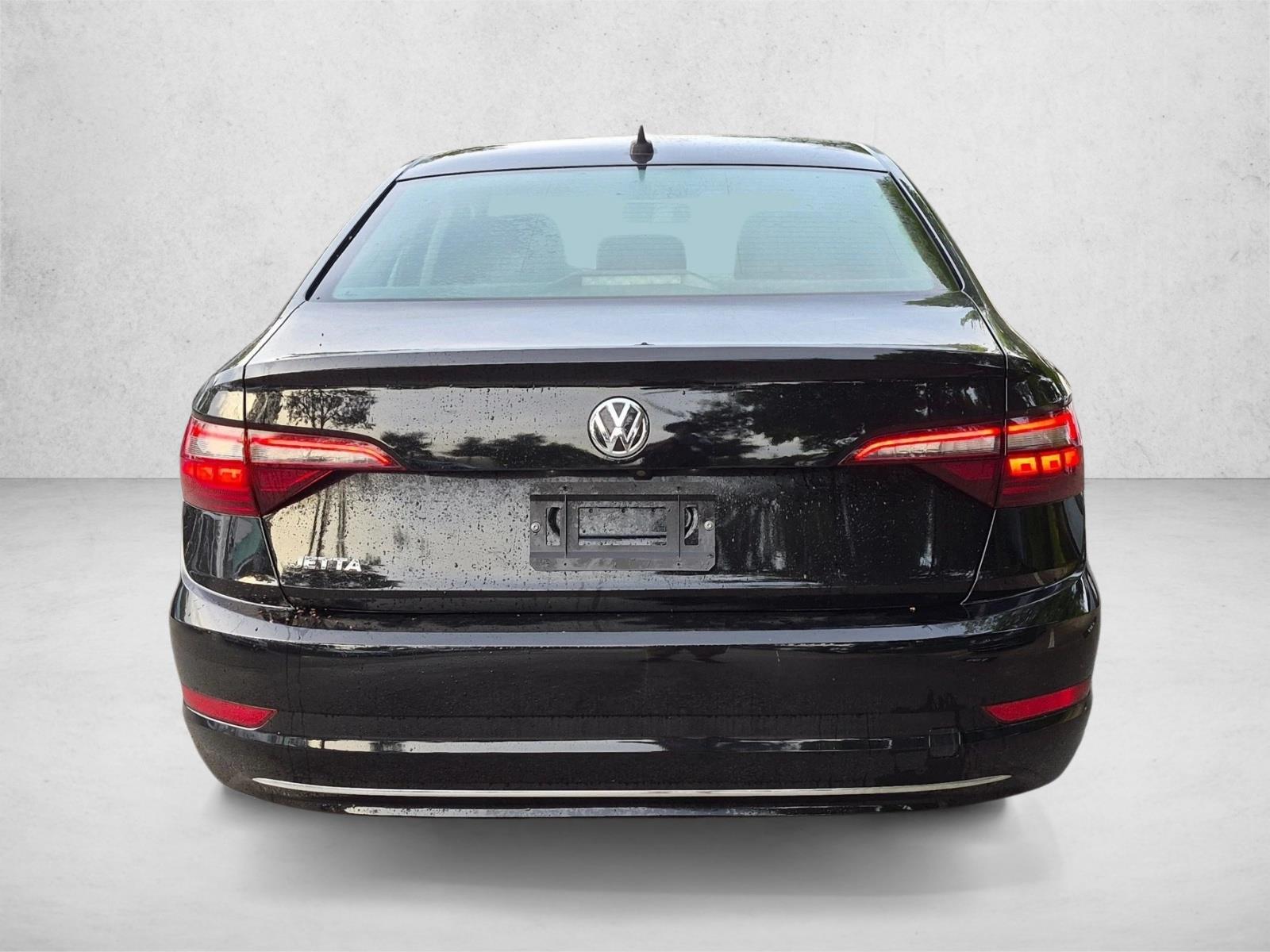 Used 2021 Black Volkswagen S image 6