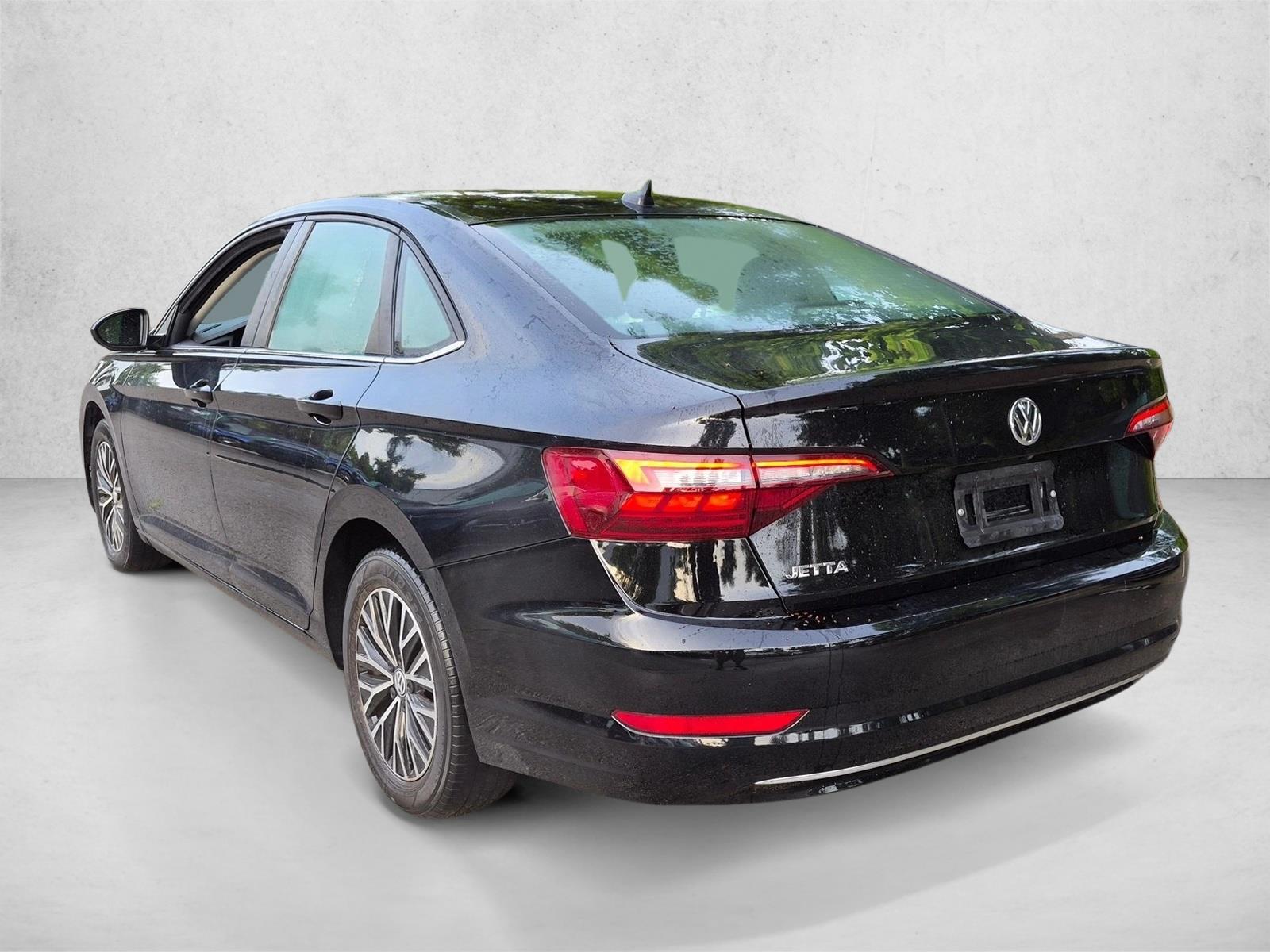 Used 2021 Black Volkswagen S image 7