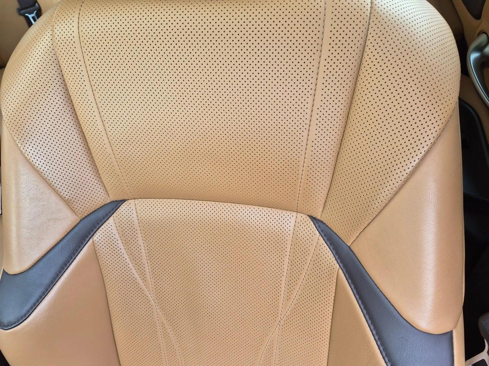 Used 2019 Matador Red Mica Lexus ES 300h Luxury image 14