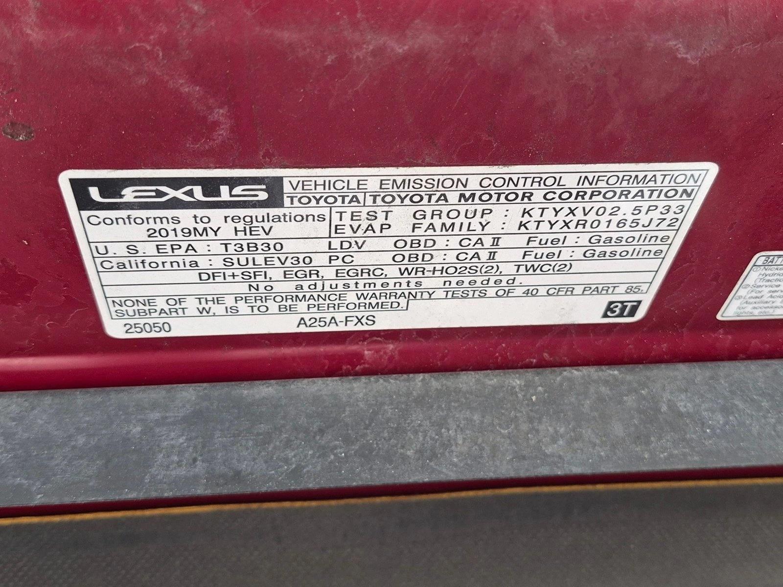 Used 2019 Matador Red Mica Lexus ES 300h Luxury image 23