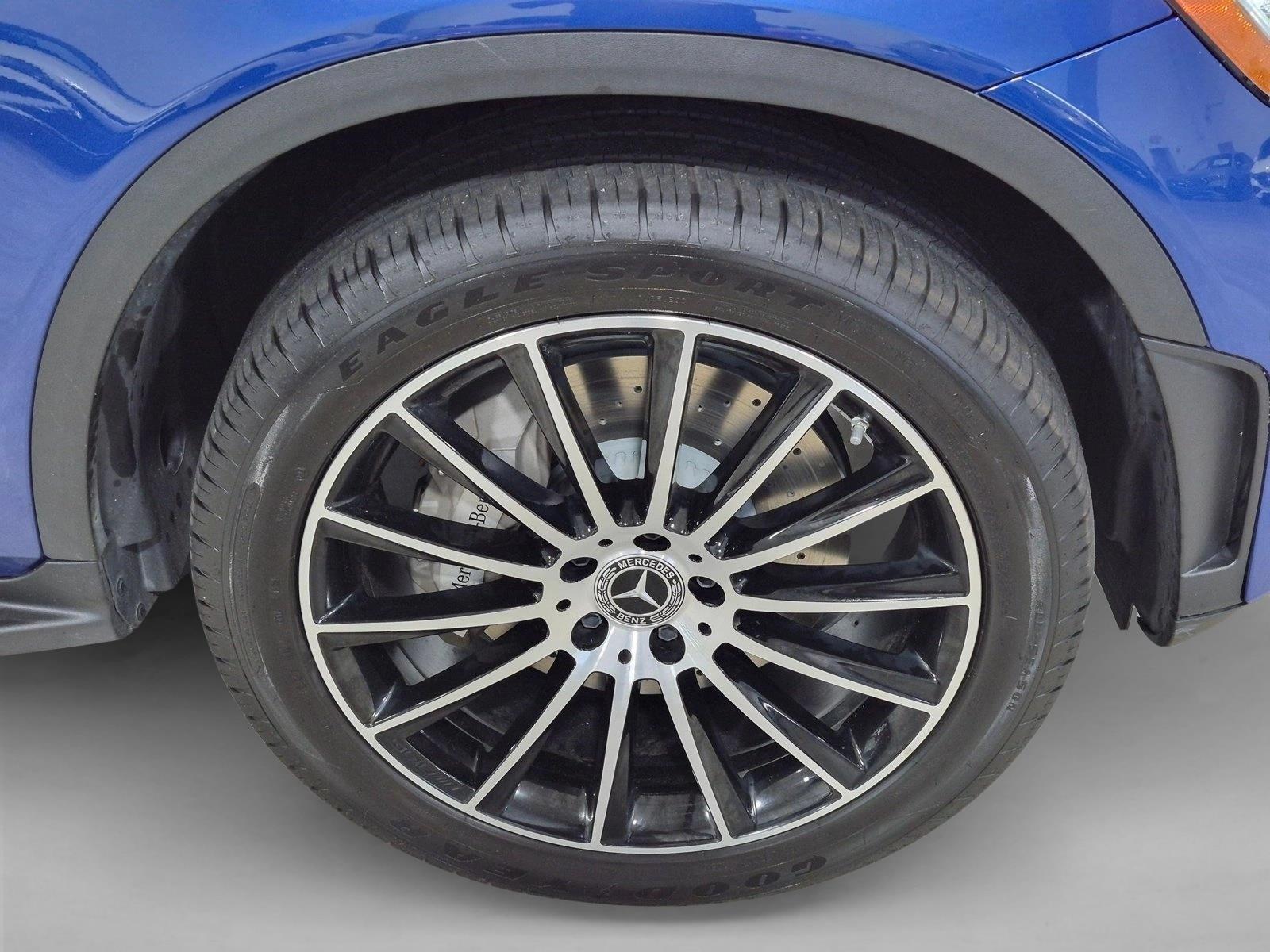 Used 2023 Starling Blue Metallic Mercedes-Benz GLC 300 image 24