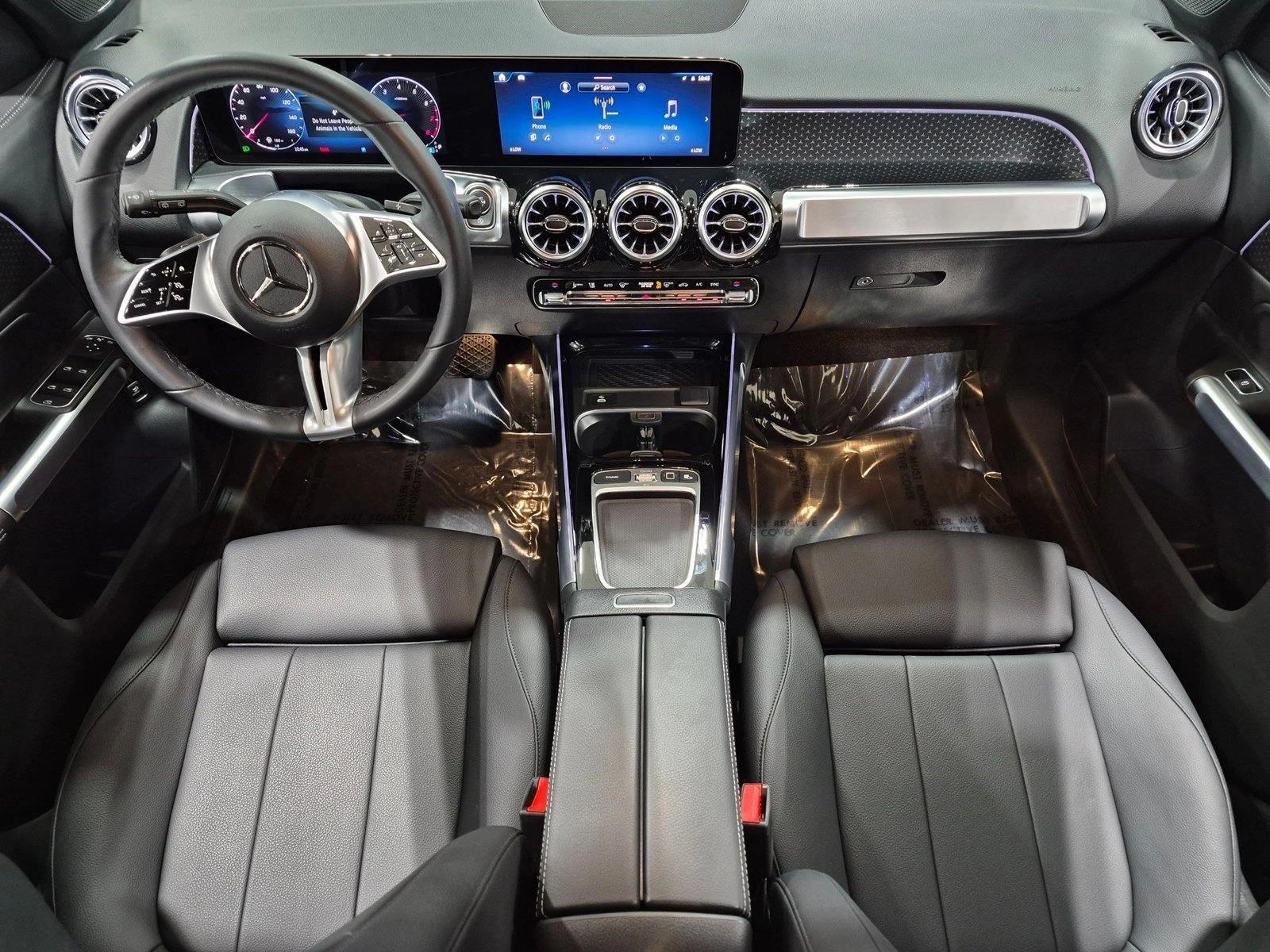 Used 2026 Polar White Mercedes-Benz GLB 250 image 18