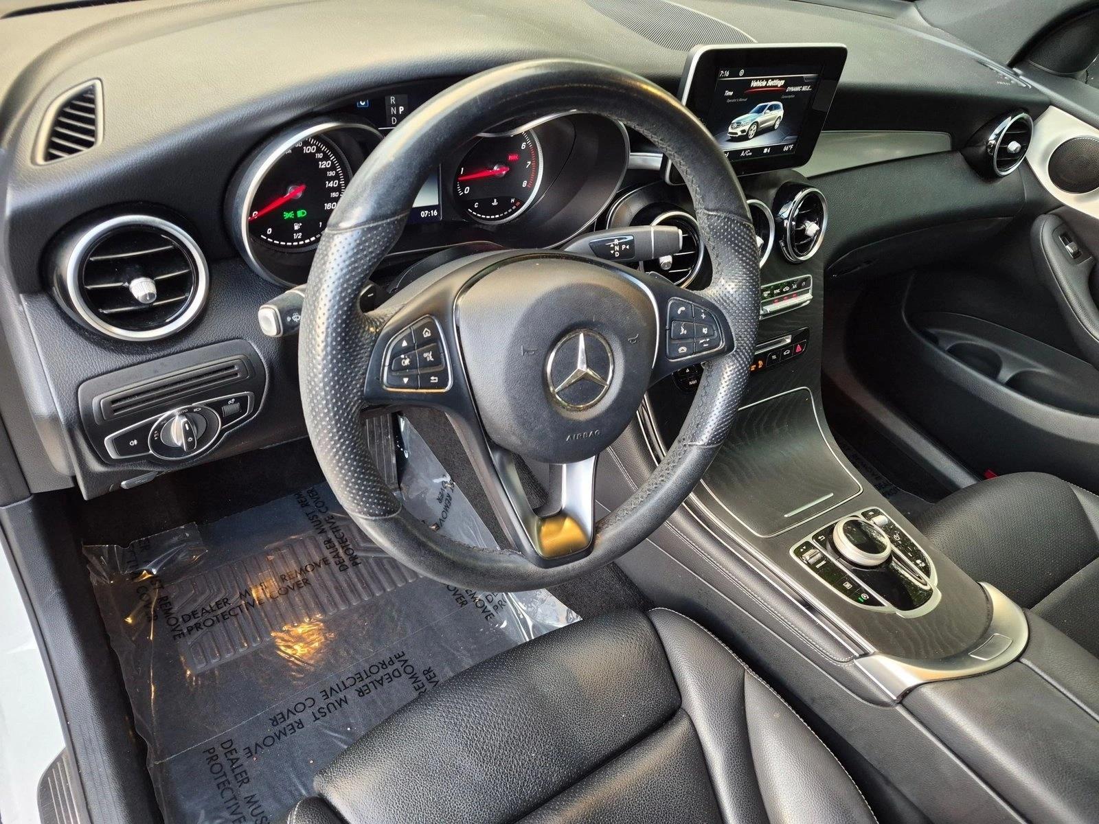Used 2019 Polar White Mercedes-Benz GLC 300 image 13