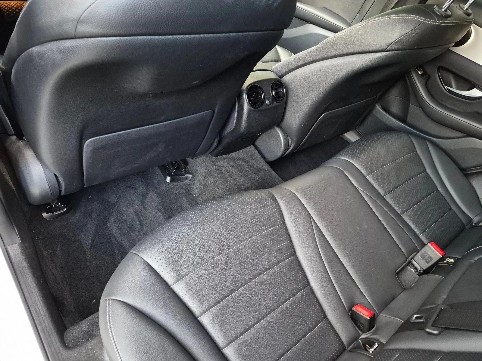 Used 2019 Polar White Mercedes-Benz GLC 300 image 17