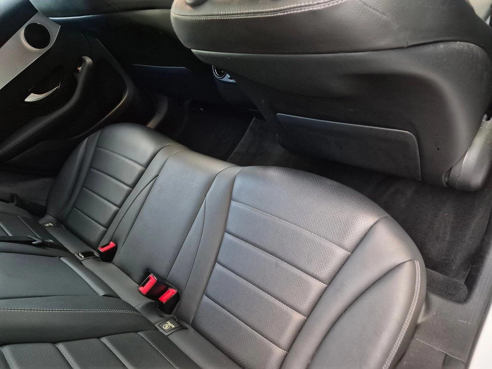 Used 2019 Polar White Mercedes-Benz GLC 300 image 24