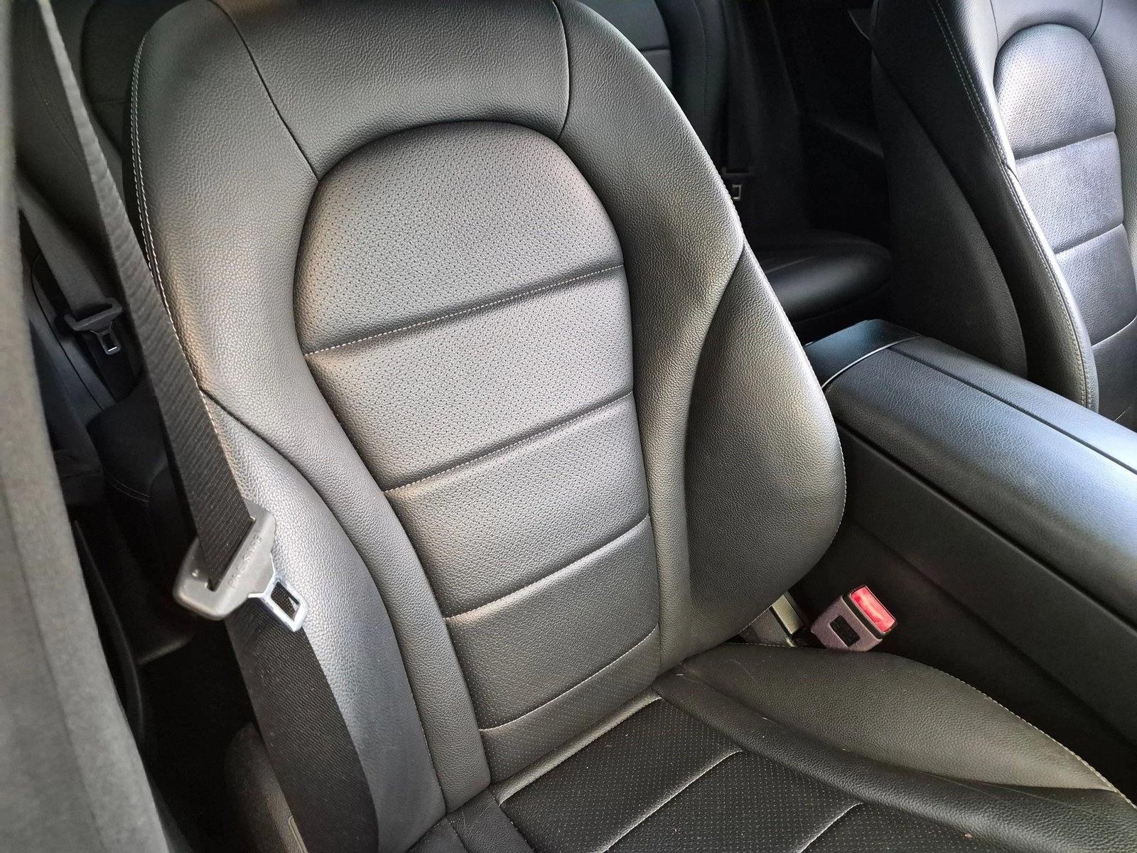 Used 2019 Polar White Mercedes-Benz GLC 300 image 26