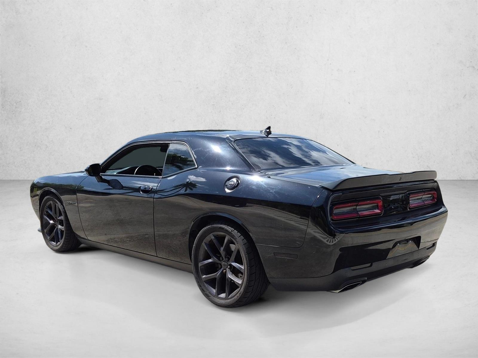 Used 2020 Pitch Black Clearcoat Dodge R/T image 7