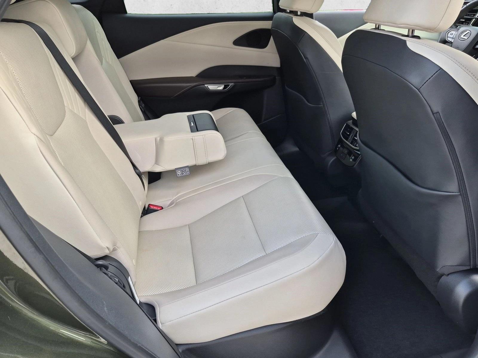 Used 2023 Nori Green Pearl Lexus RX 350 image 18