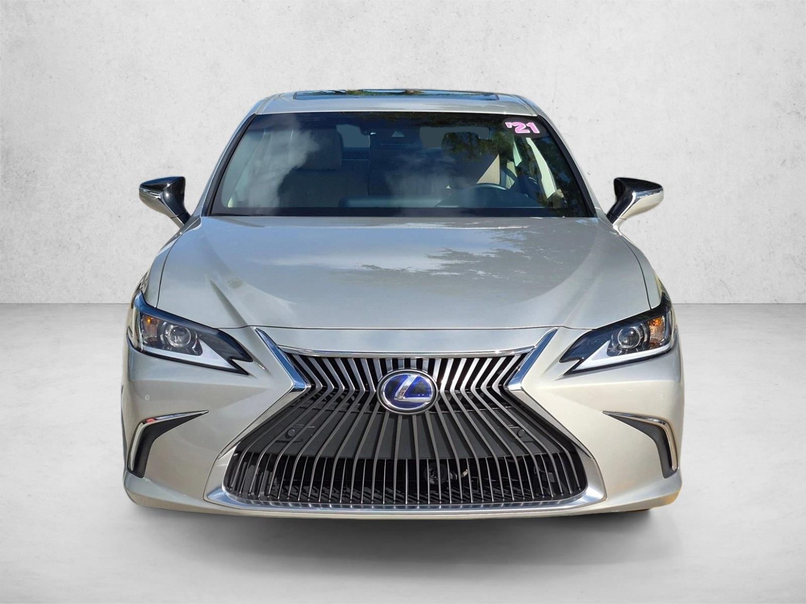 Used 2021 Moonbeam Beige Metallic Lexus ES 300h image 2
