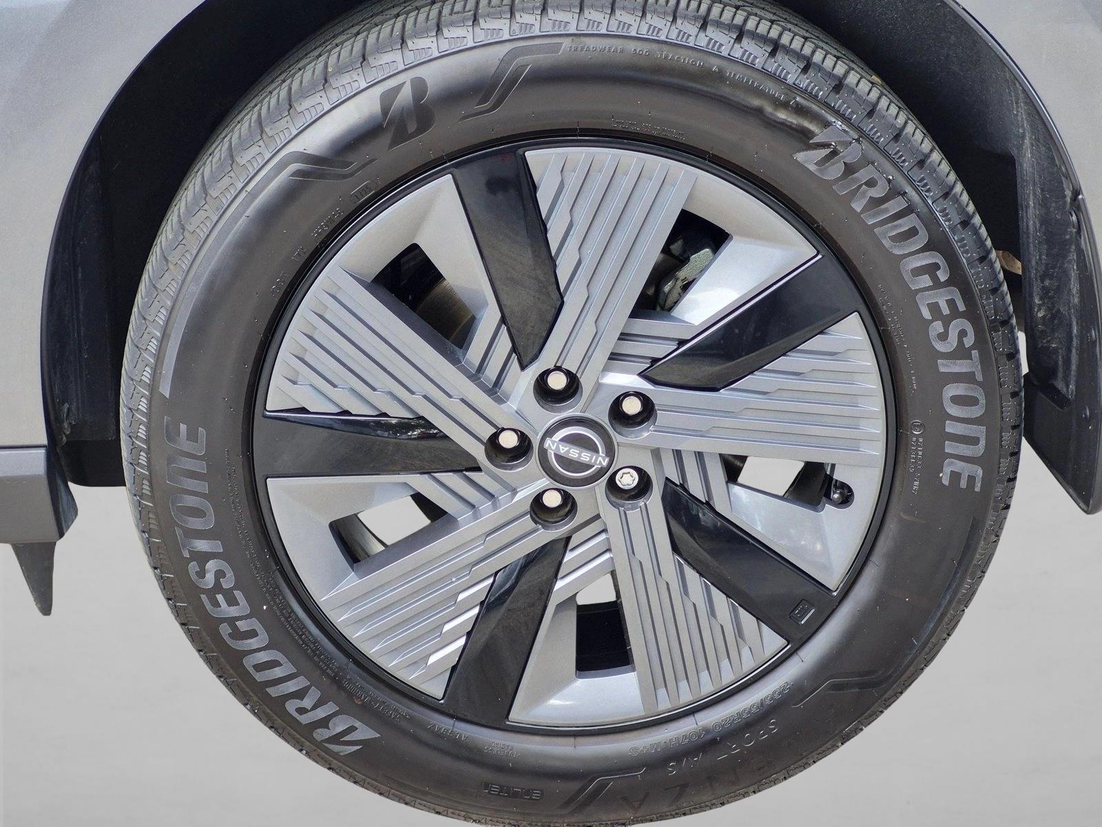 Used 2026 Gun Metallic Nissan SL image 25