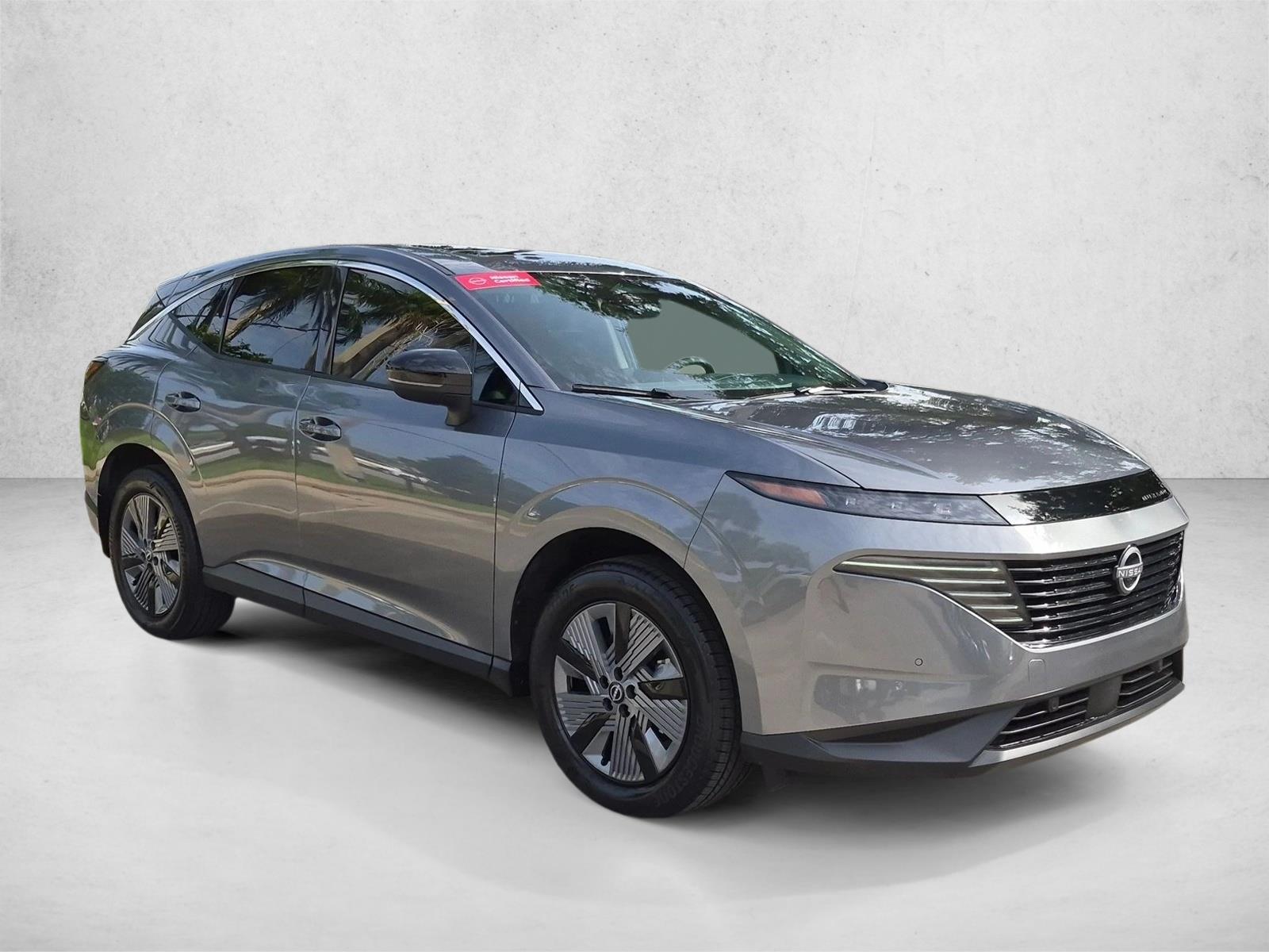 Used 2026 Gun Metallic Nissan SL image 3