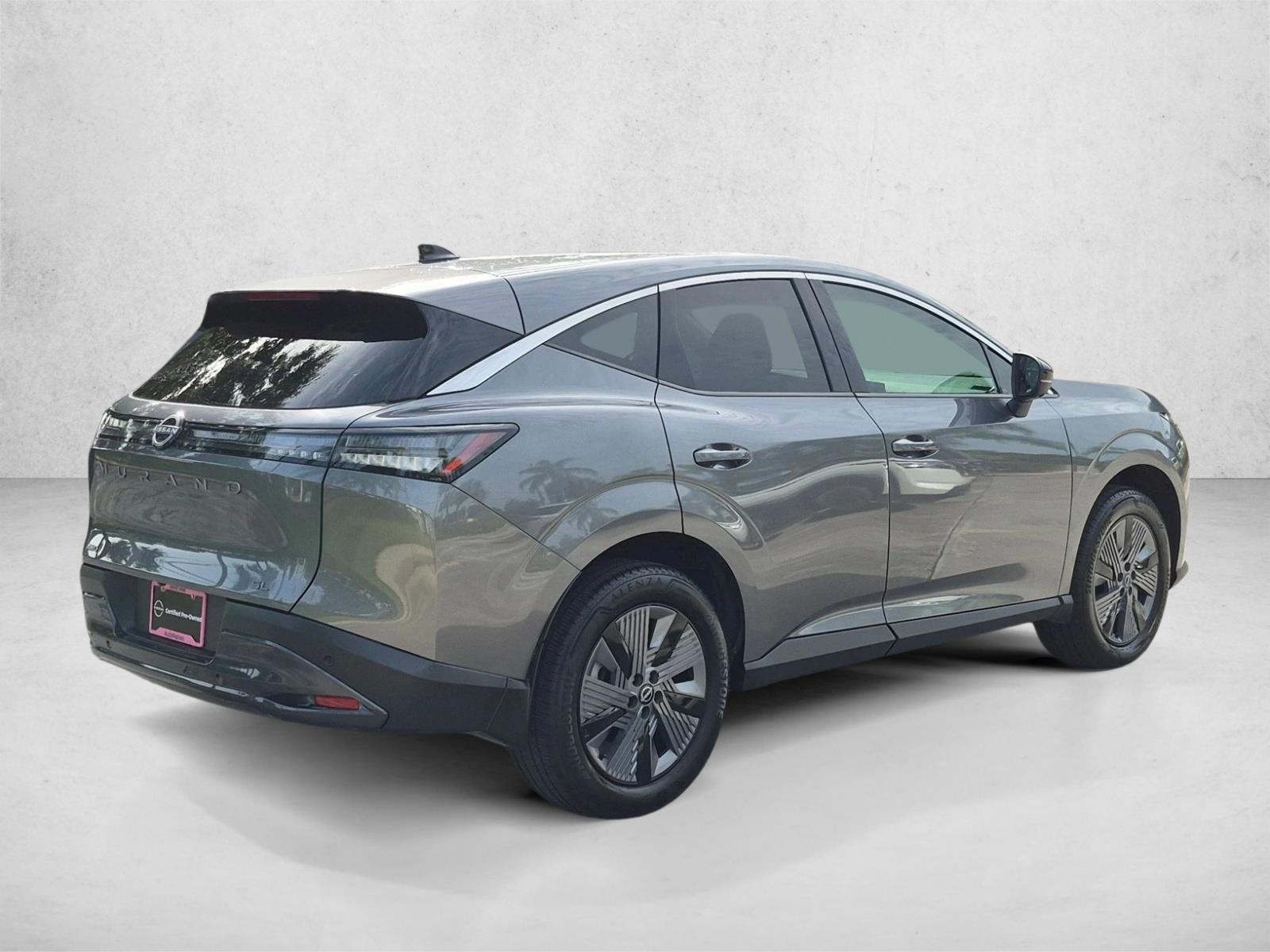 Used 2026 Gun Metallic Nissan SL image 5