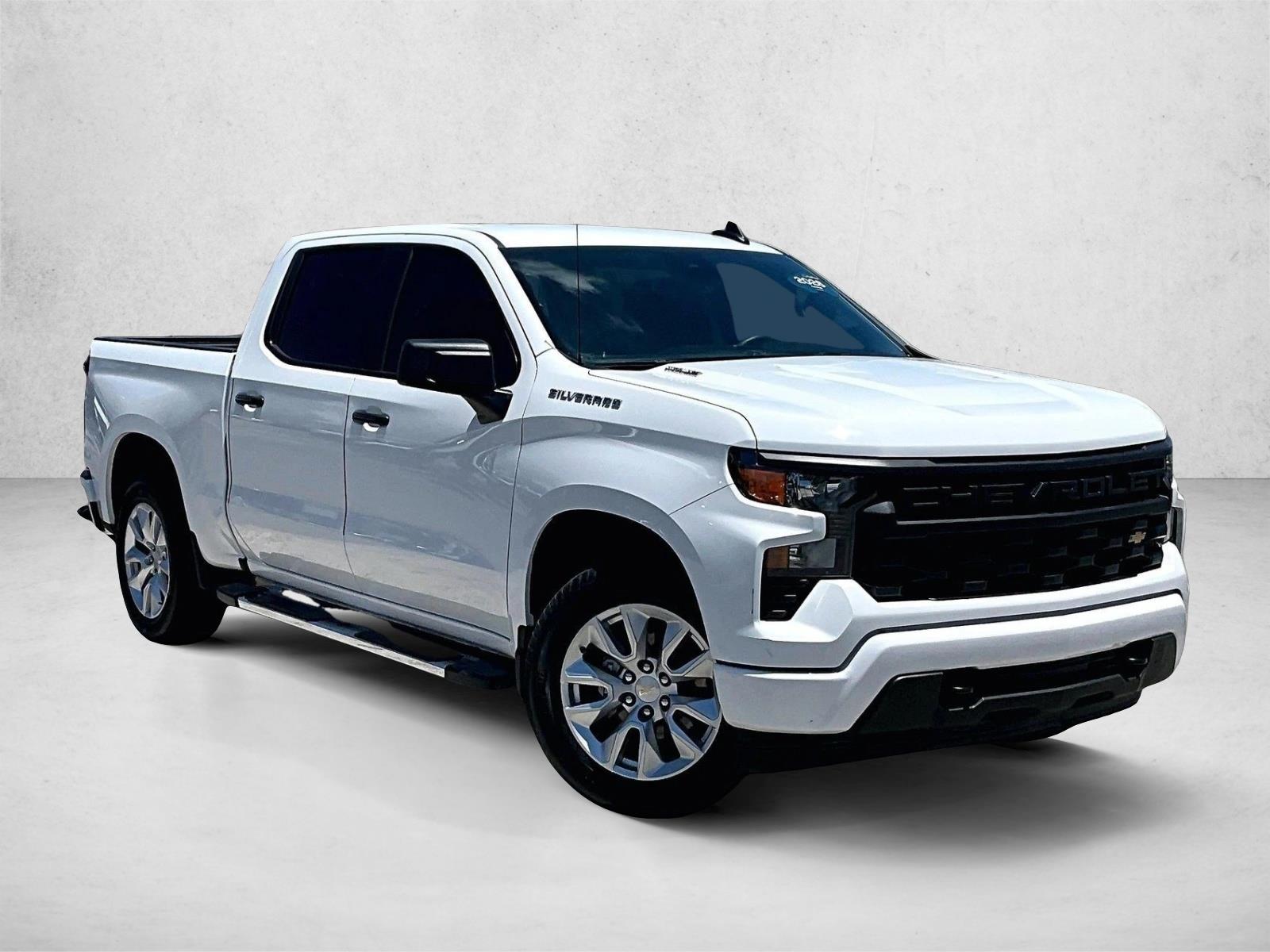 Used 2026 Summit White Chevrolet Custom image 12