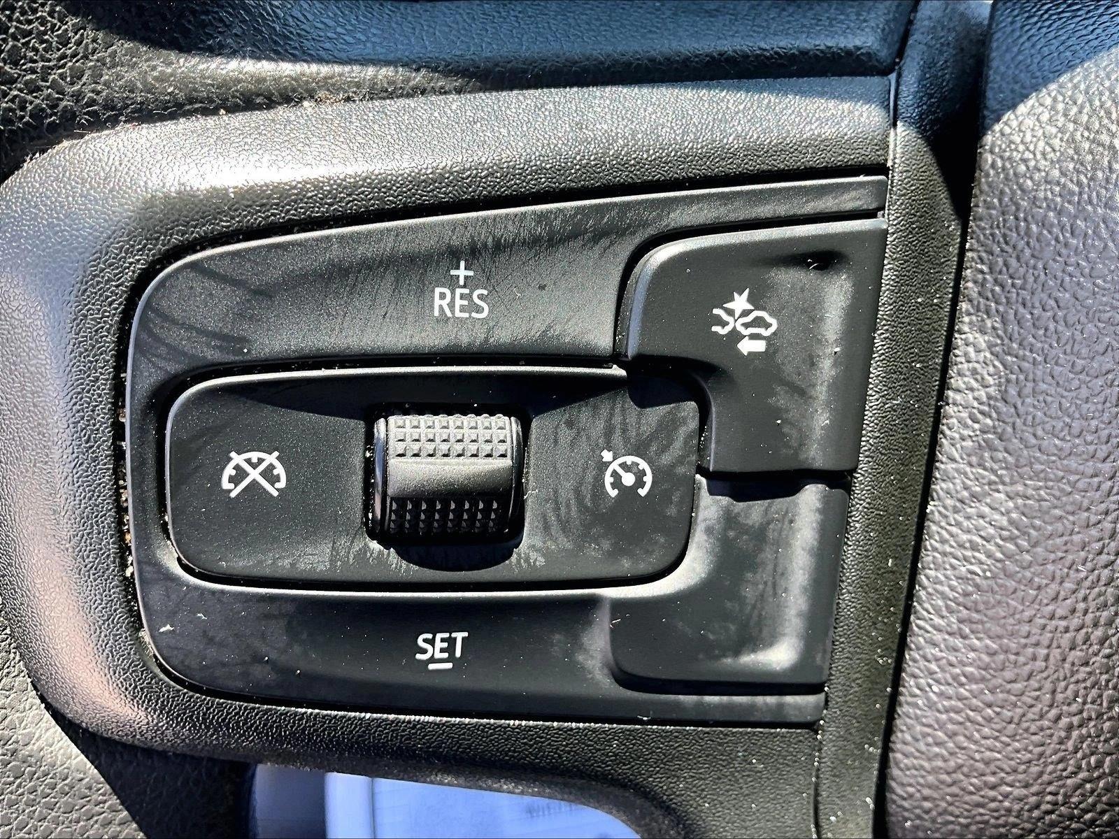 Used 2026 Summit White Chevrolet Custom image 19