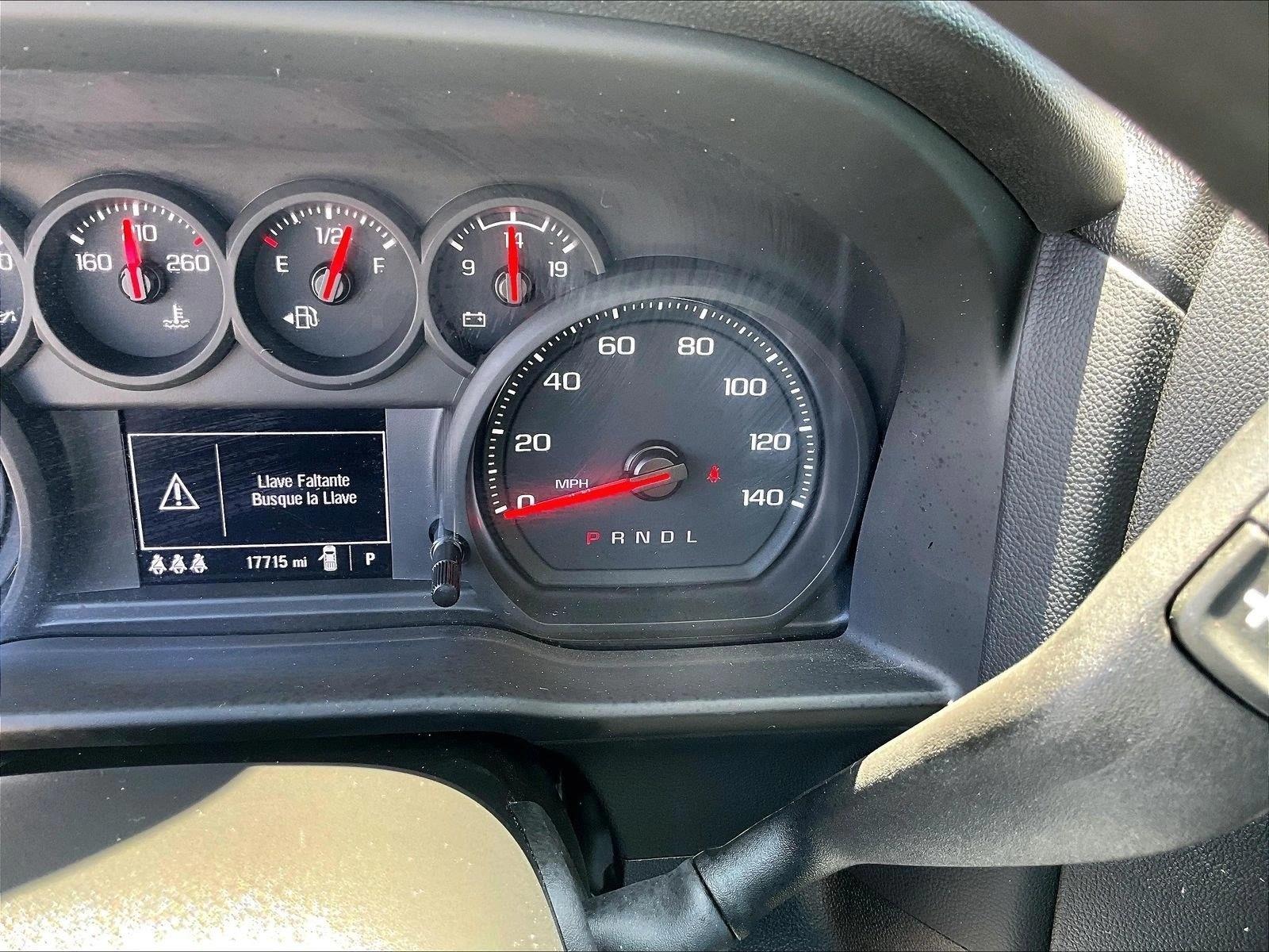 Used 2026 Summit White Chevrolet Custom image 21
