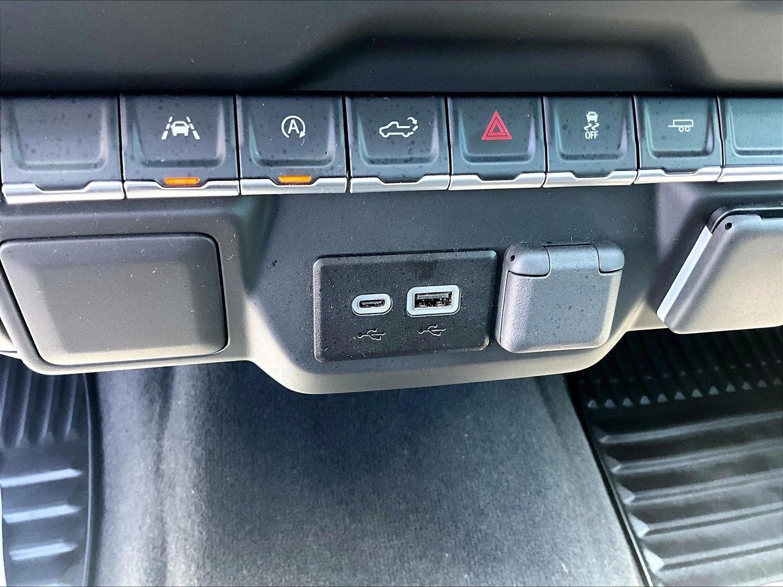 Used 2026 Summit White Chevrolet Custom image 25