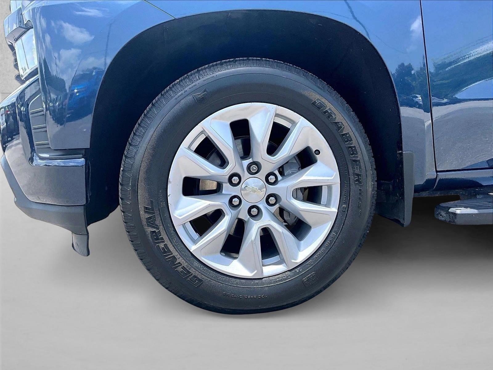 Used 2021 Northsky Blue Metallic Chevrolet Custom image 10