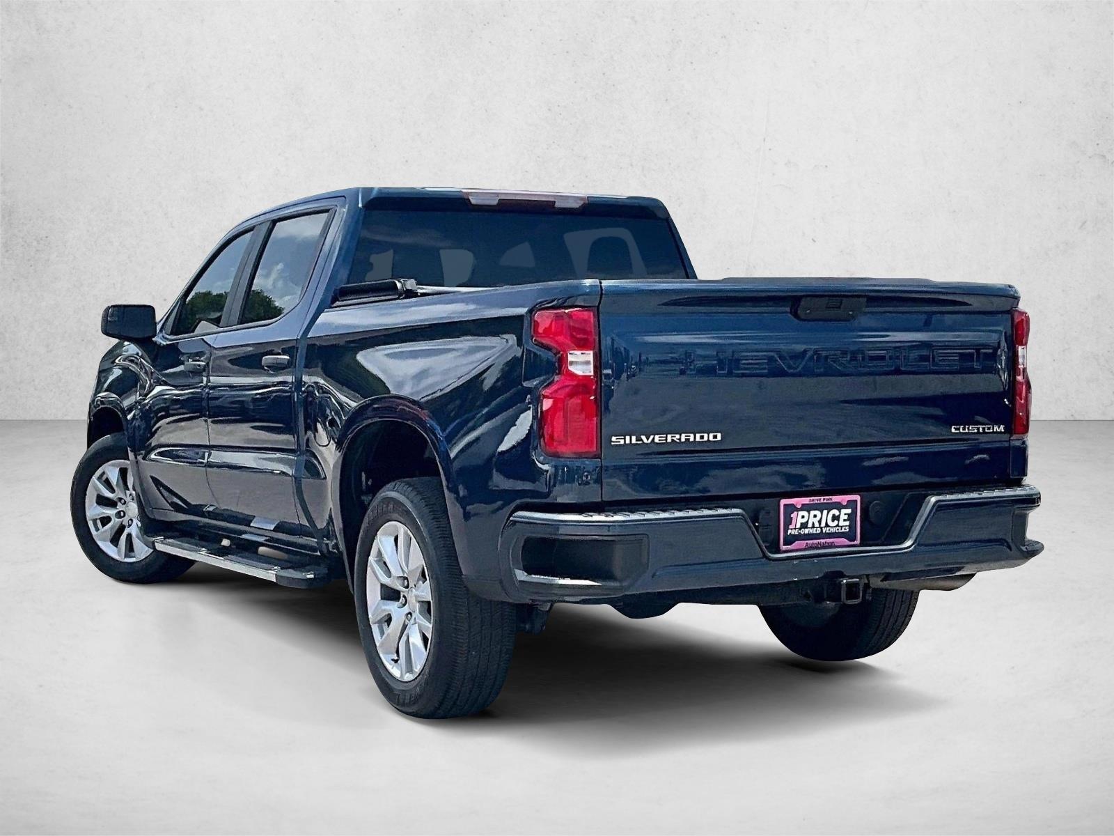 Used 2021 Northsky Blue Metallic Chevrolet Custom image 13