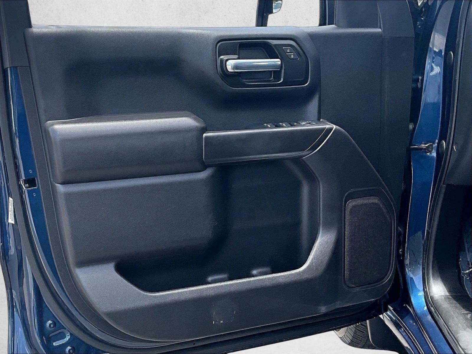 Used 2021 Northsky Blue Metallic Chevrolet Custom image 18