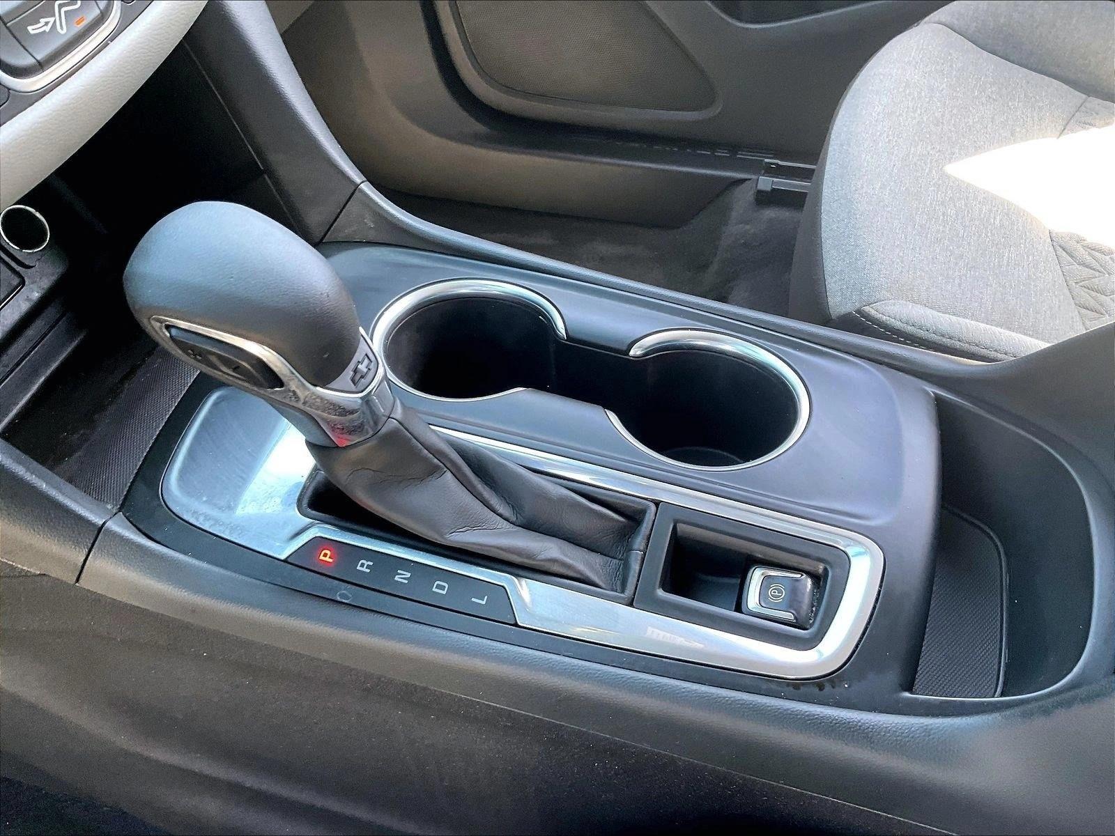 Used 2022 Iron Gray Metallic Chevrolet LS image 15