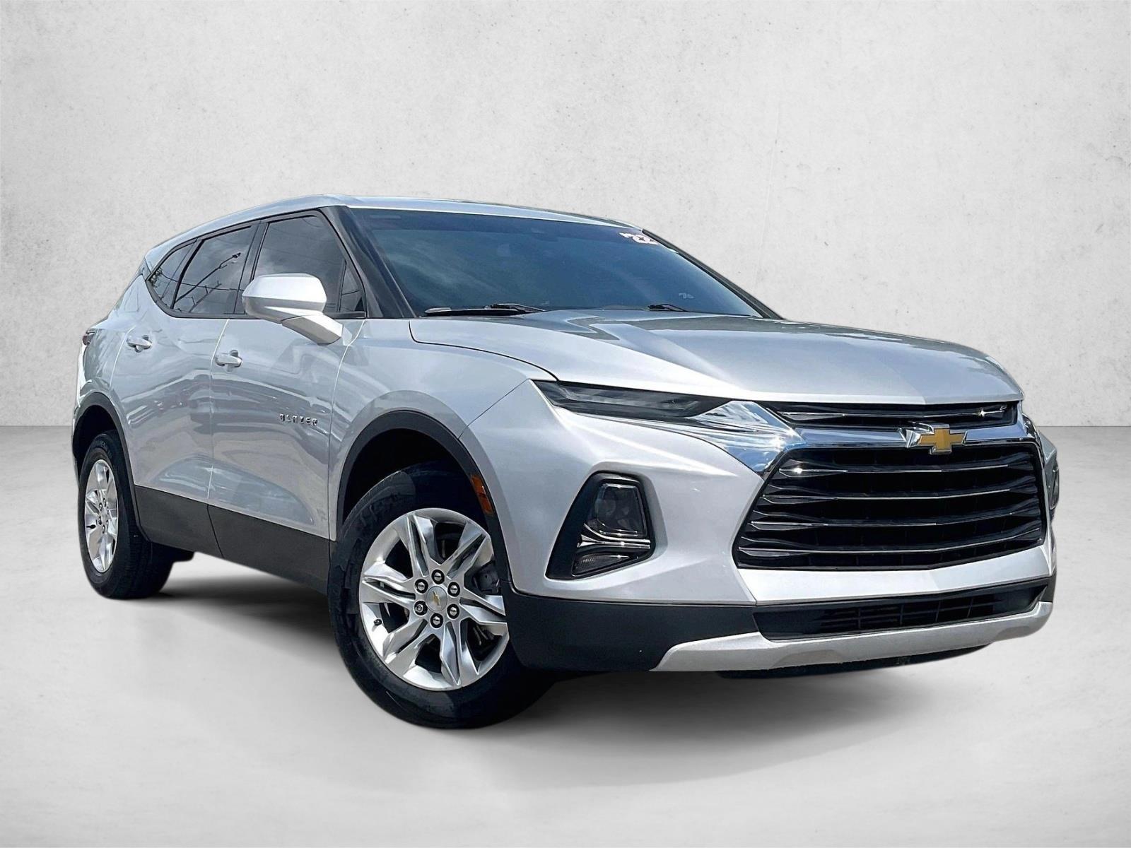Used 2022 Silver Ice Metallic Chevrolet LT image 10