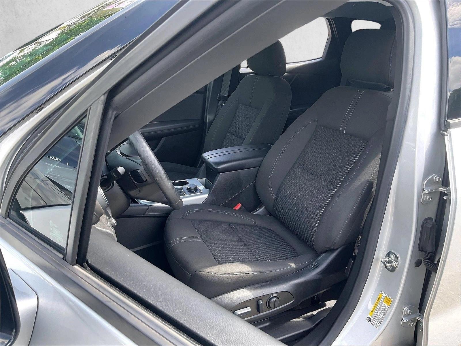 Used 2022 Silver Ice Metallic Chevrolet LT image 24