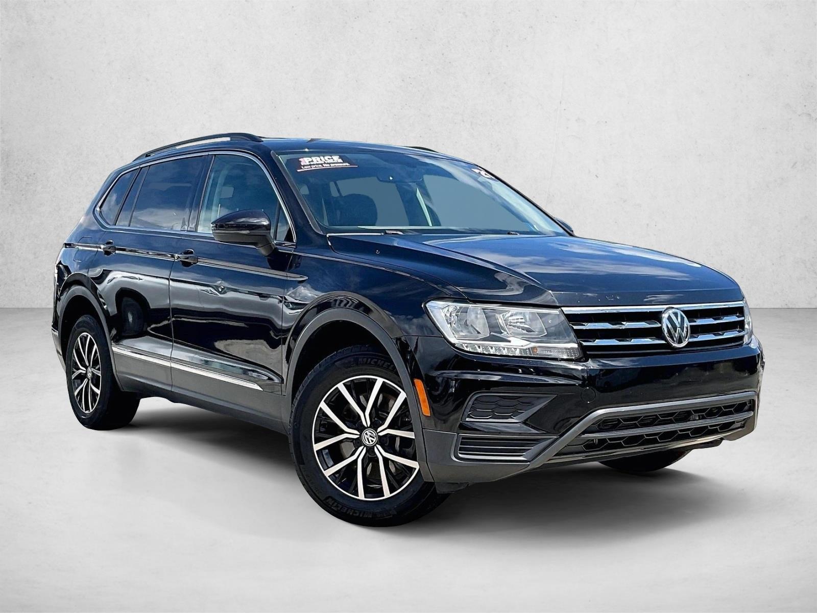 Used 2021 Deep Black Pearl Volkswagen SE image 12