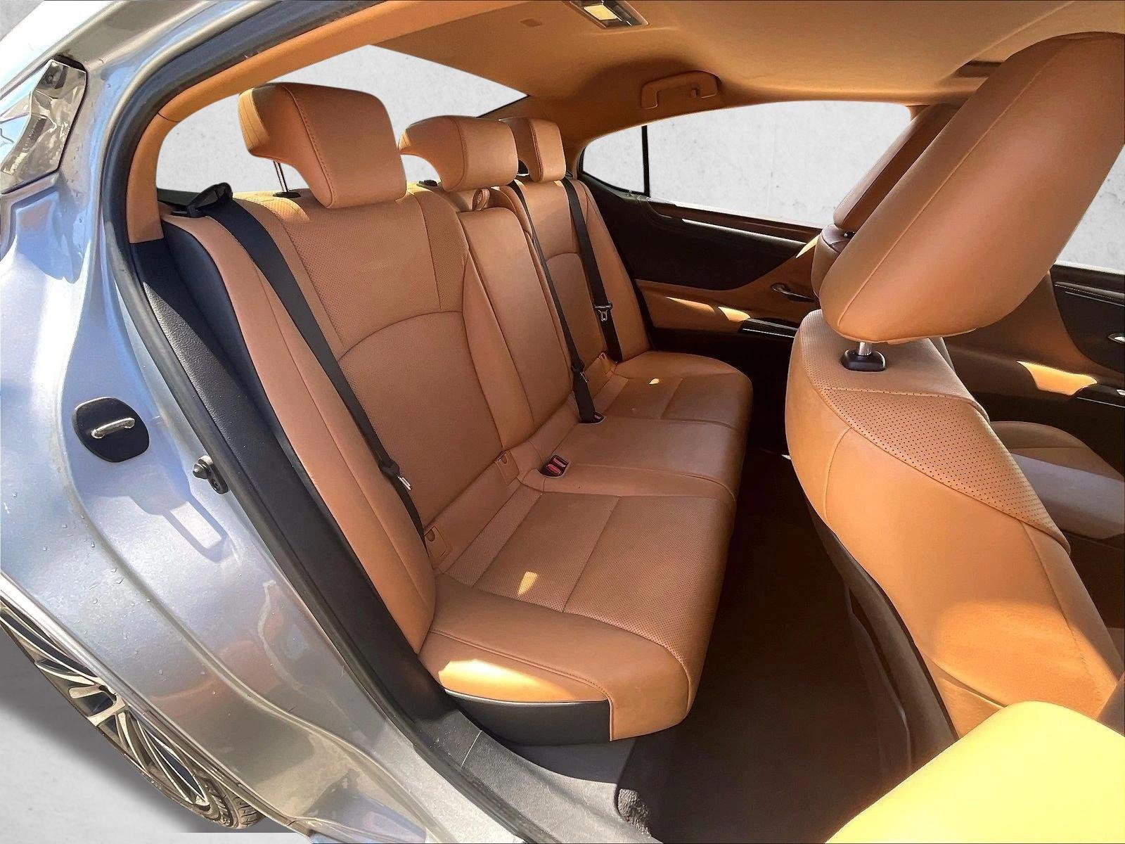 Used 2023 Iridium Lexus ES 350 image 29