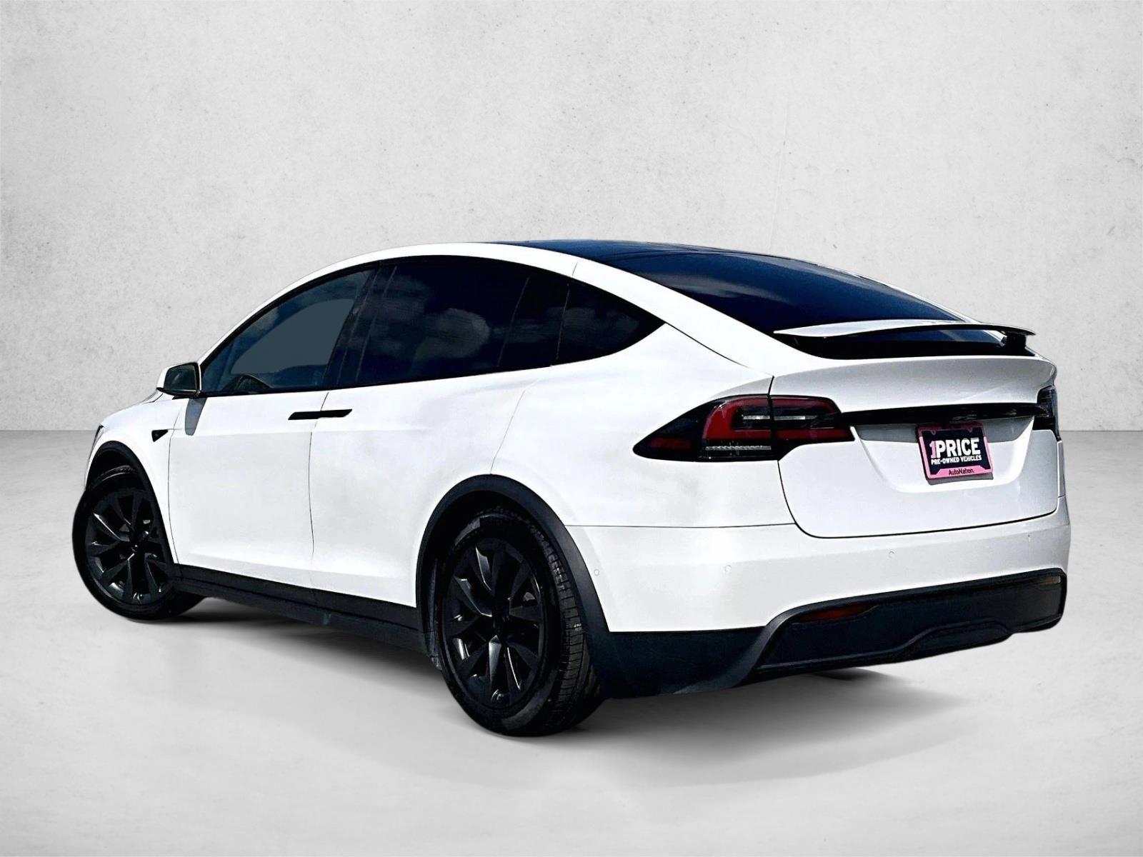 Used 2023 White Tesla Standard Range image 13