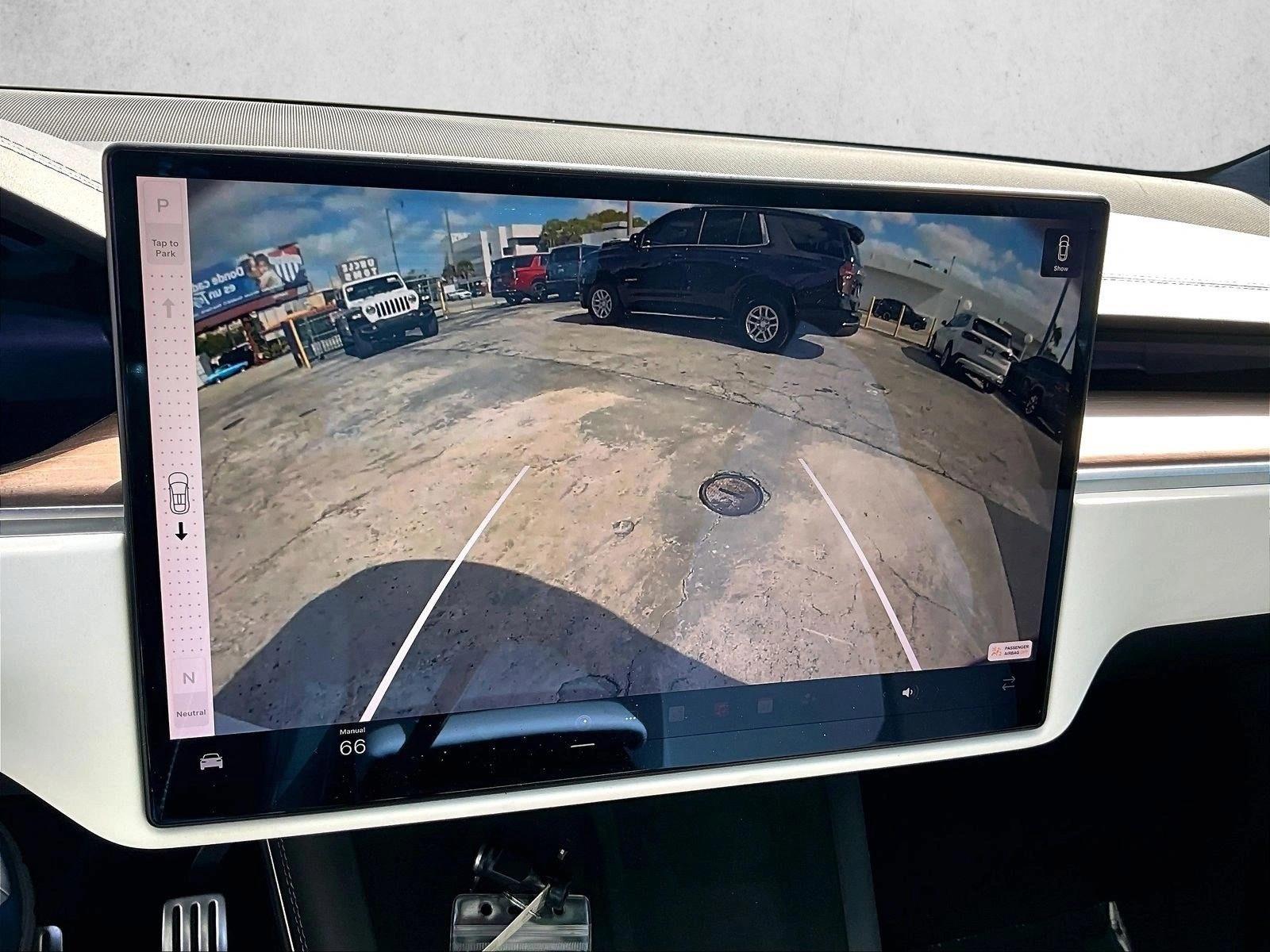 Used 2023 White Tesla Standard Range image 23