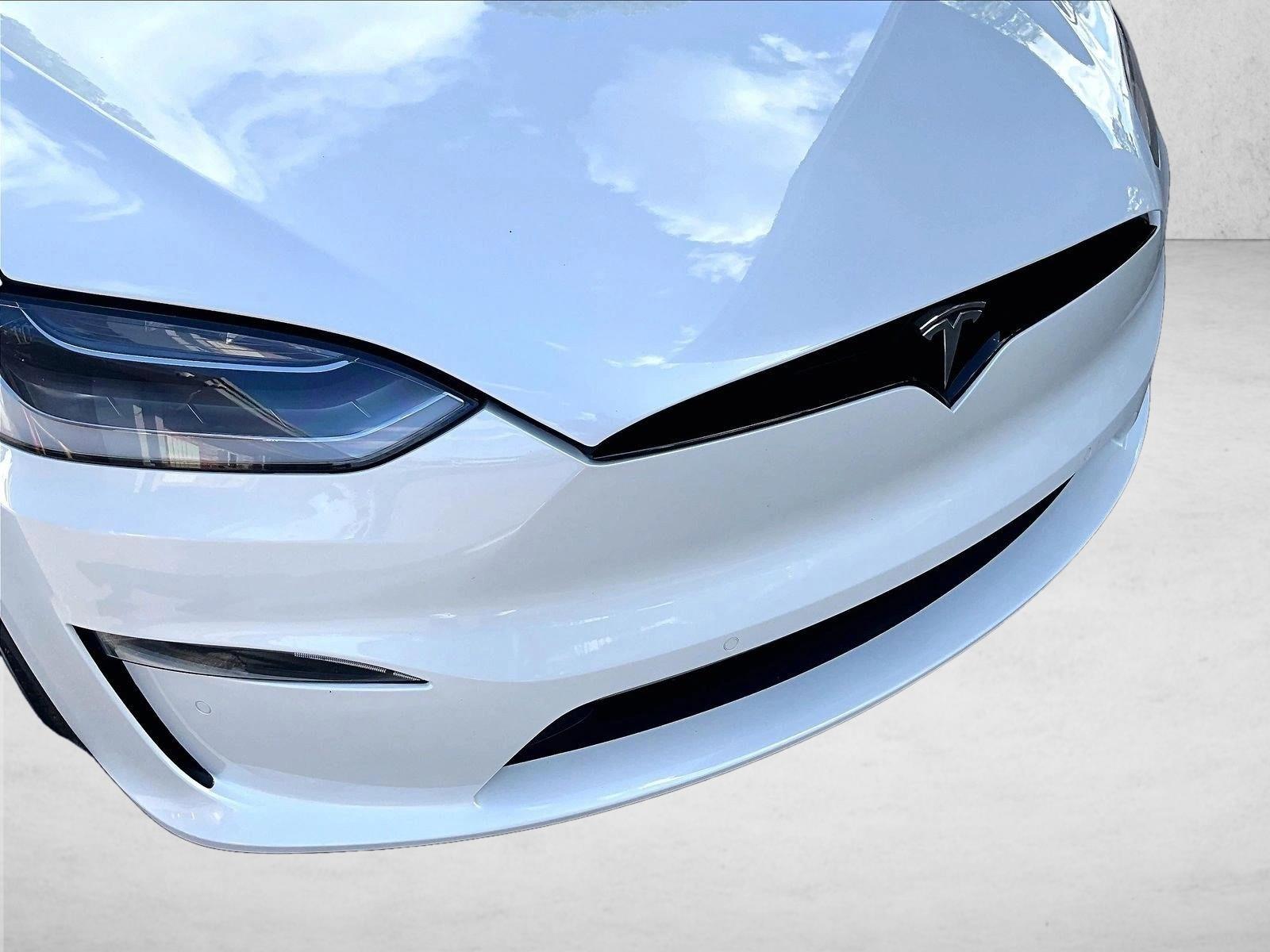 Used 2023 White Tesla Standard Range image 29