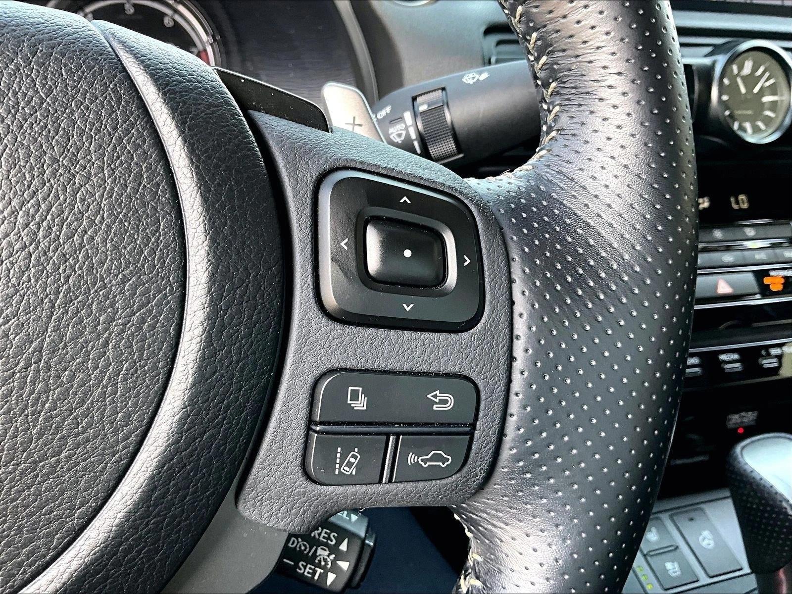 Used 2024 Ultra White Lexus IS 500 F SPORT Performance Premium image 21