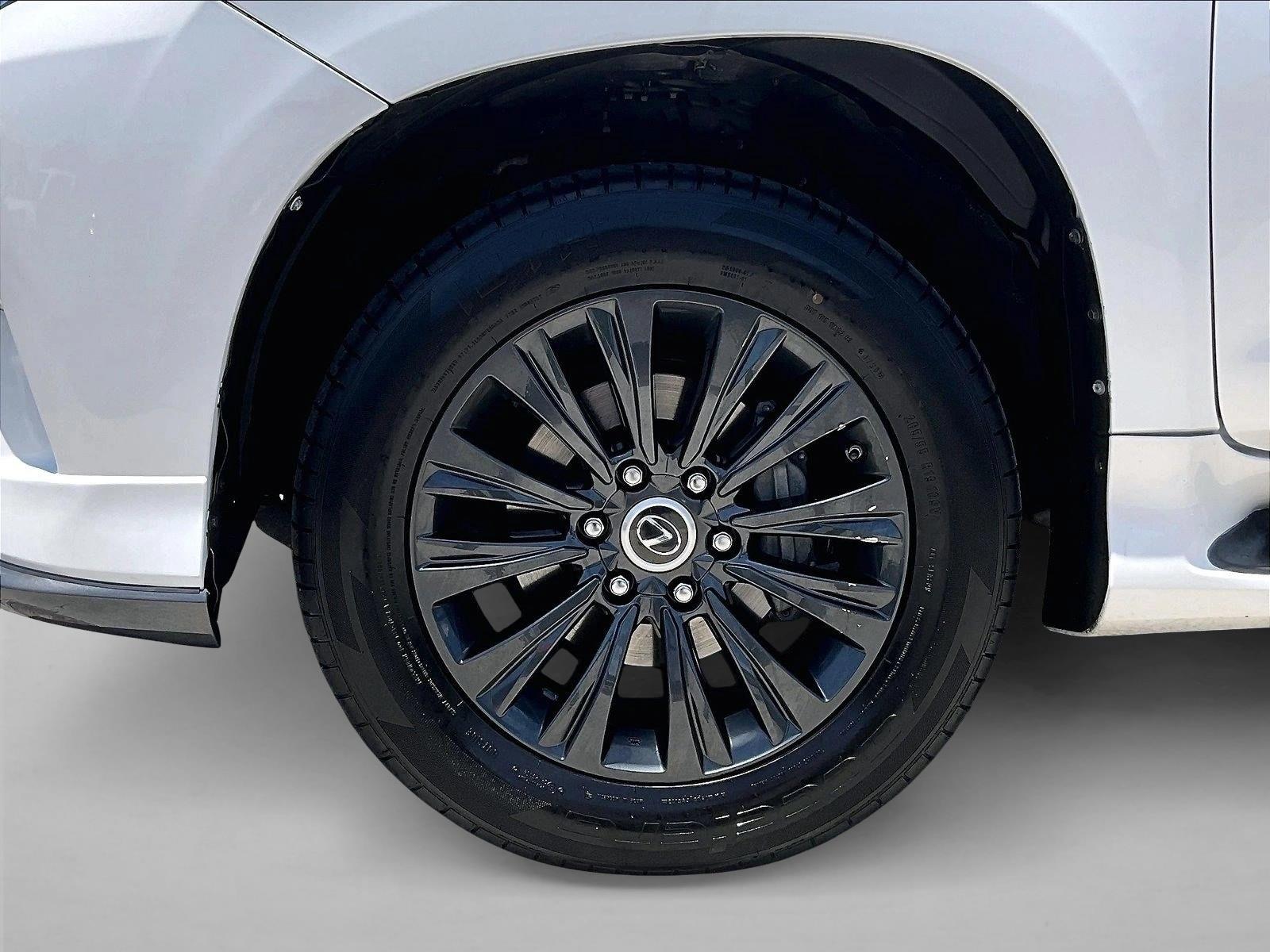 Used 2023 Eminent White Pearl Lexus GX 460 Premium image 10