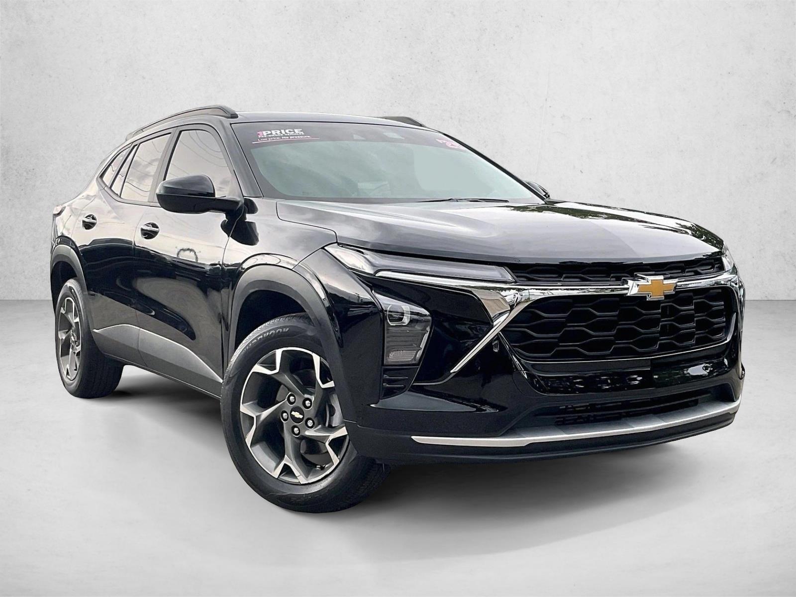Used 2025 Mosaic Black Metallic Chevrolet LT image 12