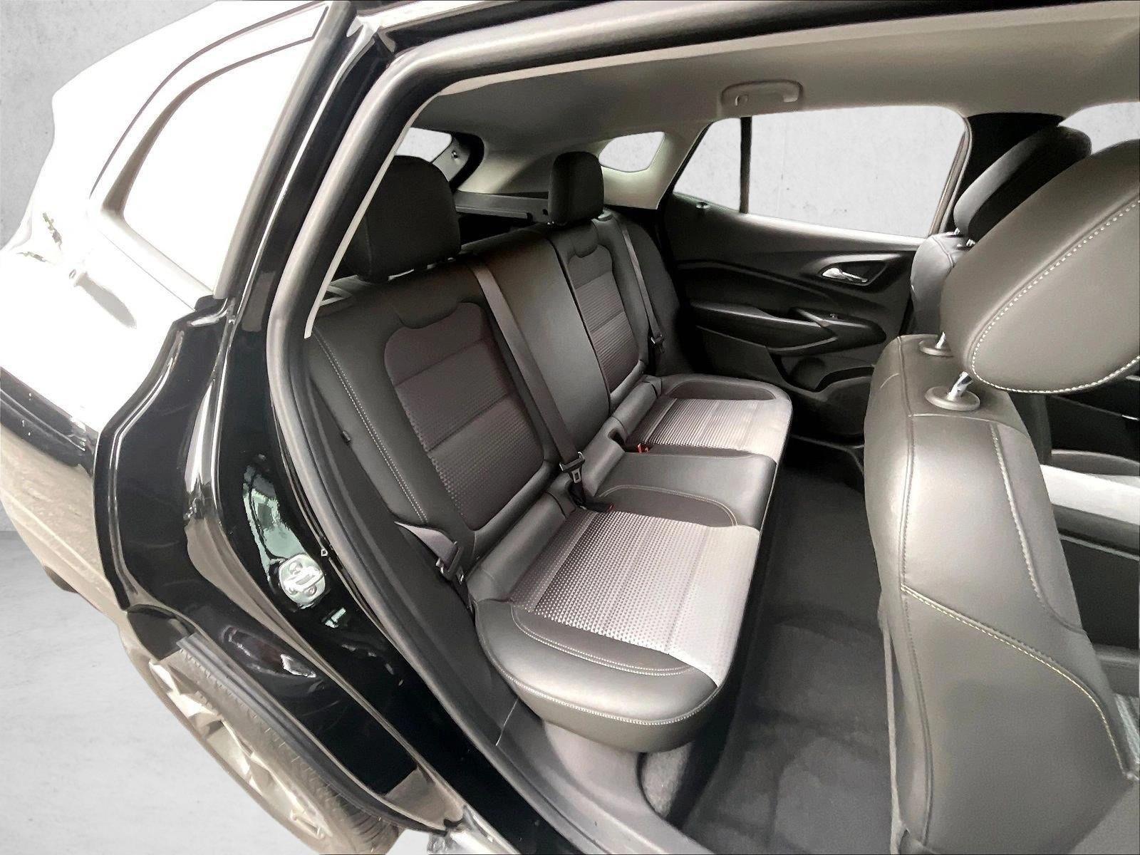 Used 2025 Mosaic Black Metallic Chevrolet LT image 29