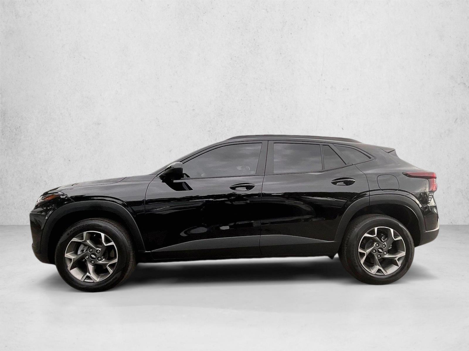 Used 2025 Mosaic Black Metallic Chevrolet LT image 6