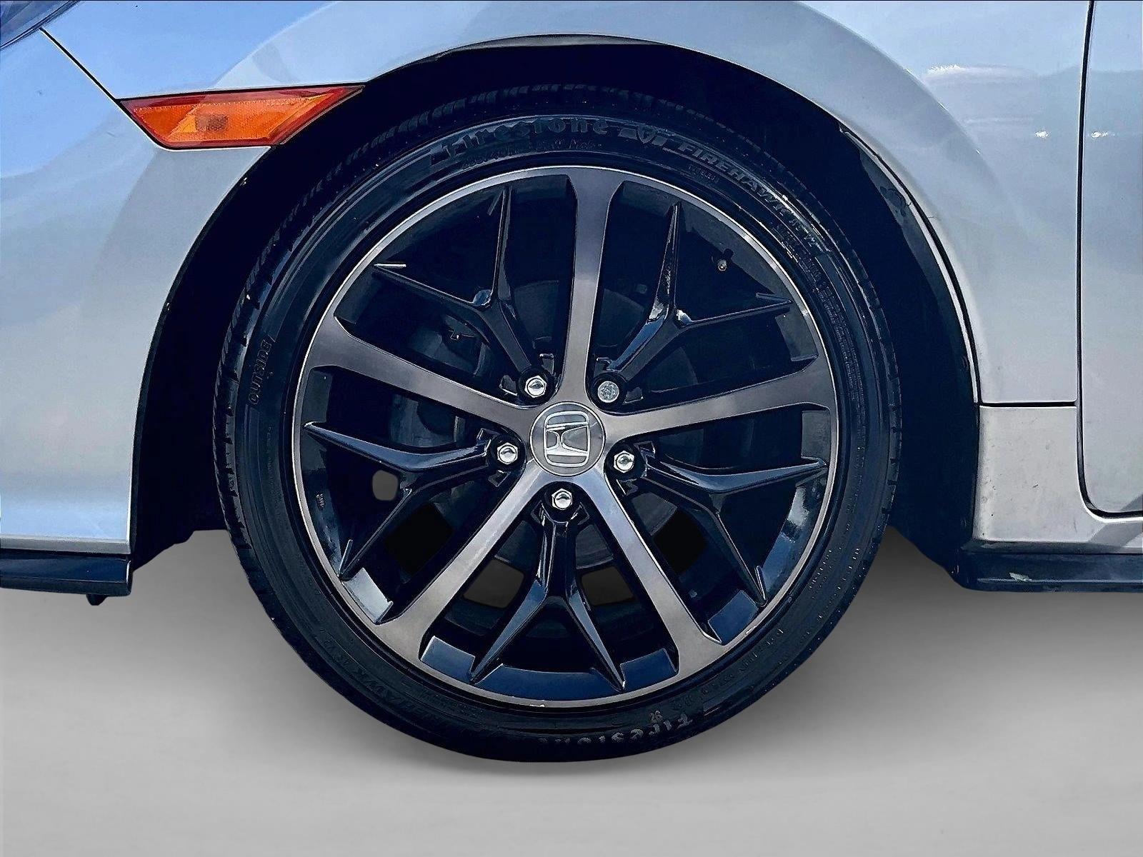 Used 2021 Lunar Silver Metallic Honda Sport image 10
